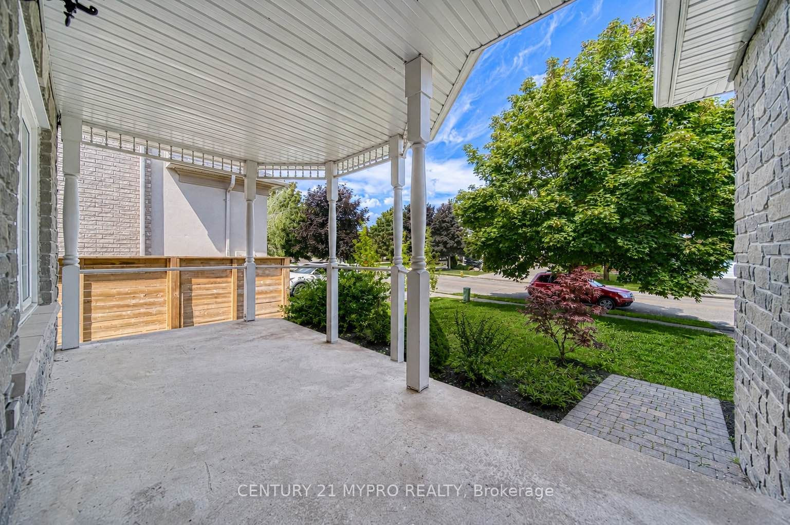 98 Leyburn Avenue, Richmond Hill, ON L4C 0J6 photo 5