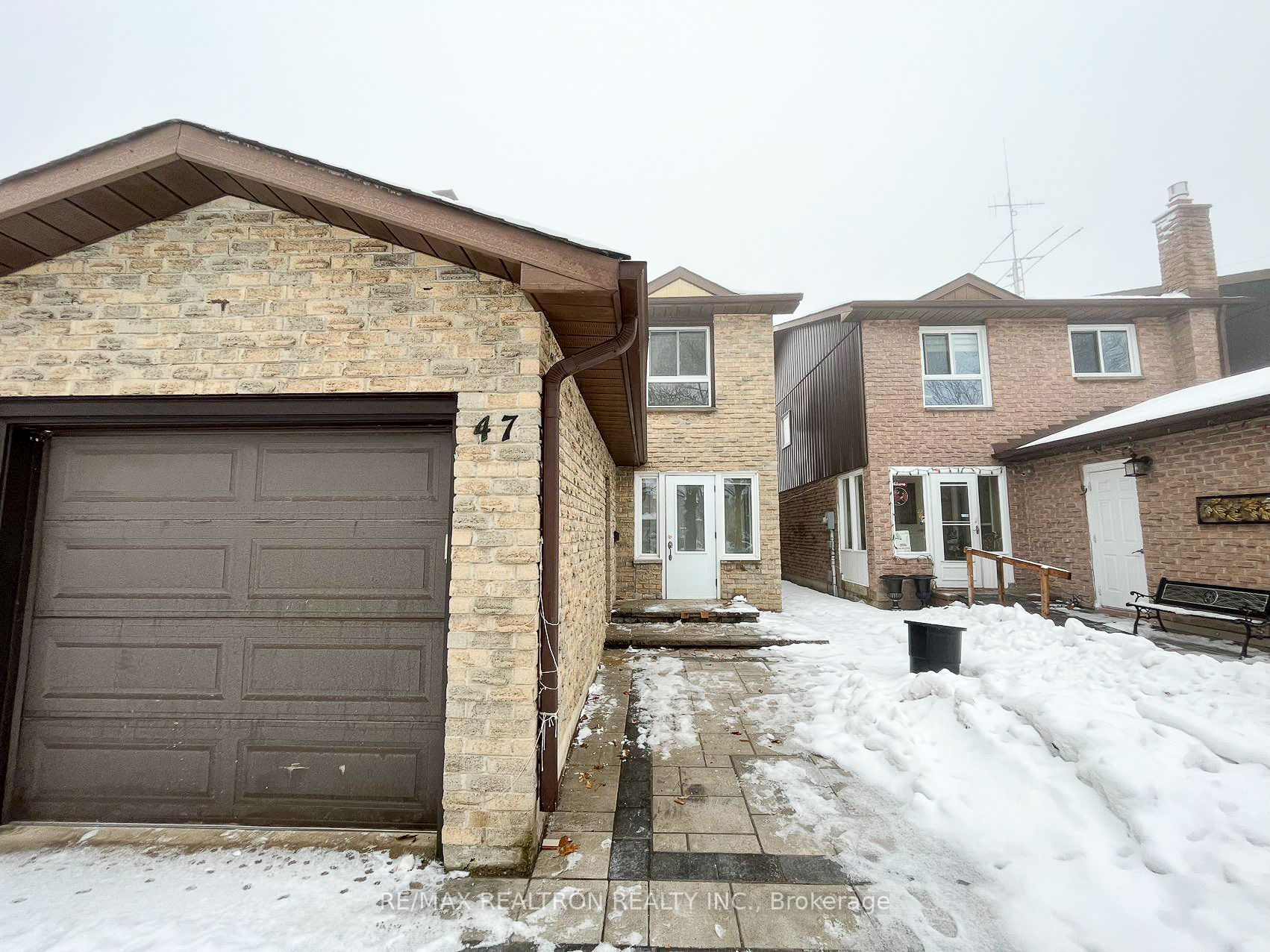 47 Cheeseman Drive, Markham, ON L3R 3G3 photo 2
