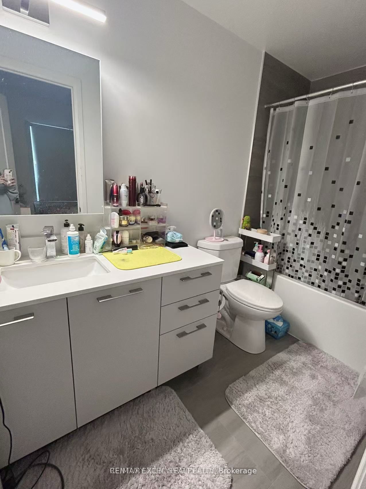 38 Water Walk Drive 523, Markham, ON L3R 6M8 photo 5