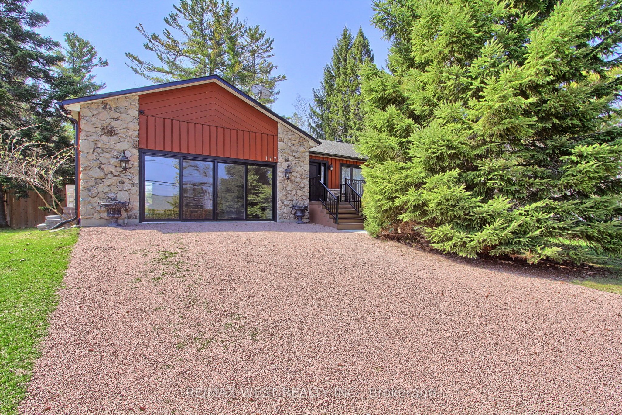 177 Hedge Road, Georgina, ON L0E 1R0 photo 2