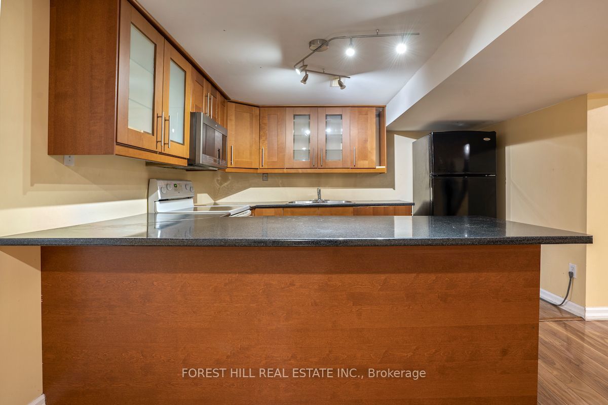 56 Cooperage Crescent Bsmt, Richmond Hill, ON L4C 9L5 photo 3
