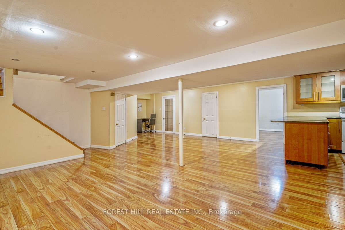 56 Cooperage Crescent Bsmt, Richmond Hill, ON L4C 9L5 photo 4