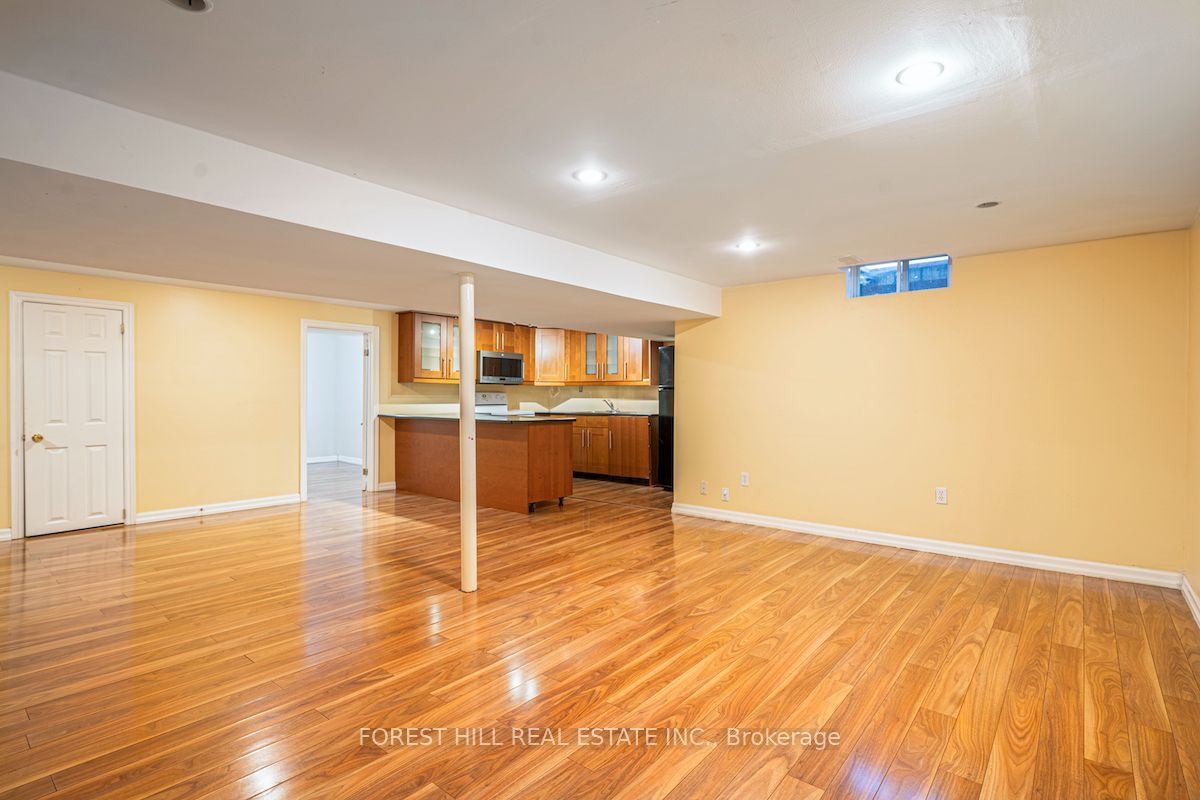 56 Cooperage Crescent Bsmt, Richmond Hill, ON L4C 9L5 photo 5