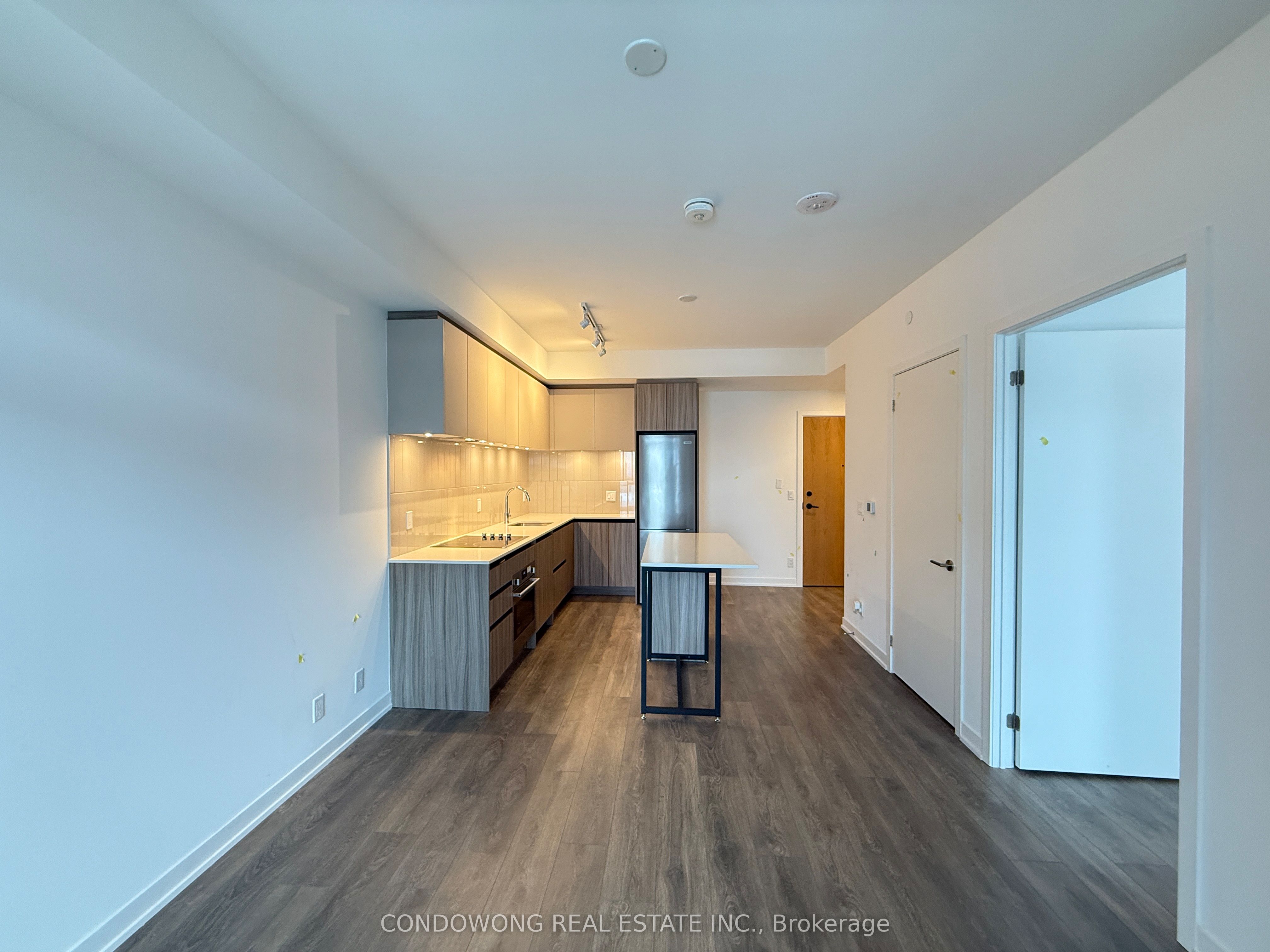 7950 Bathurst Street 1121, Vaughan, ON L4J 0L4 photo 4
