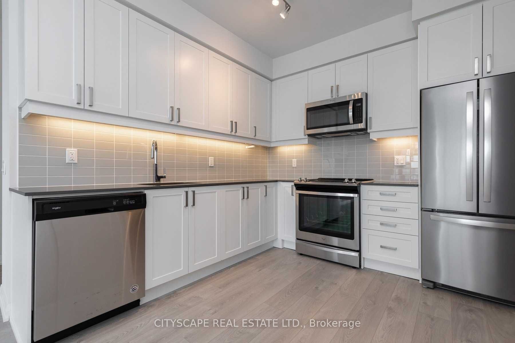 7895 Jane Street 3508, Vaughan, ON L4K 2M7 photo 3