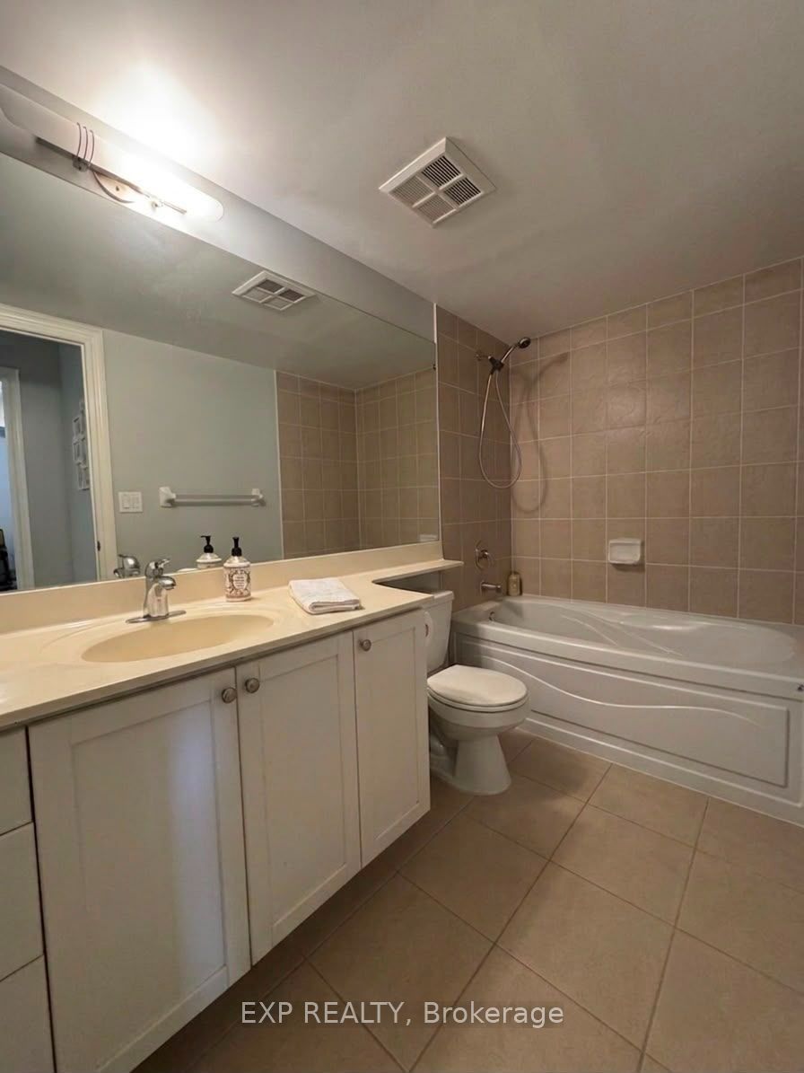 33 Cox Boulevard 337, Markham, ON L3R 8A6 photo 4