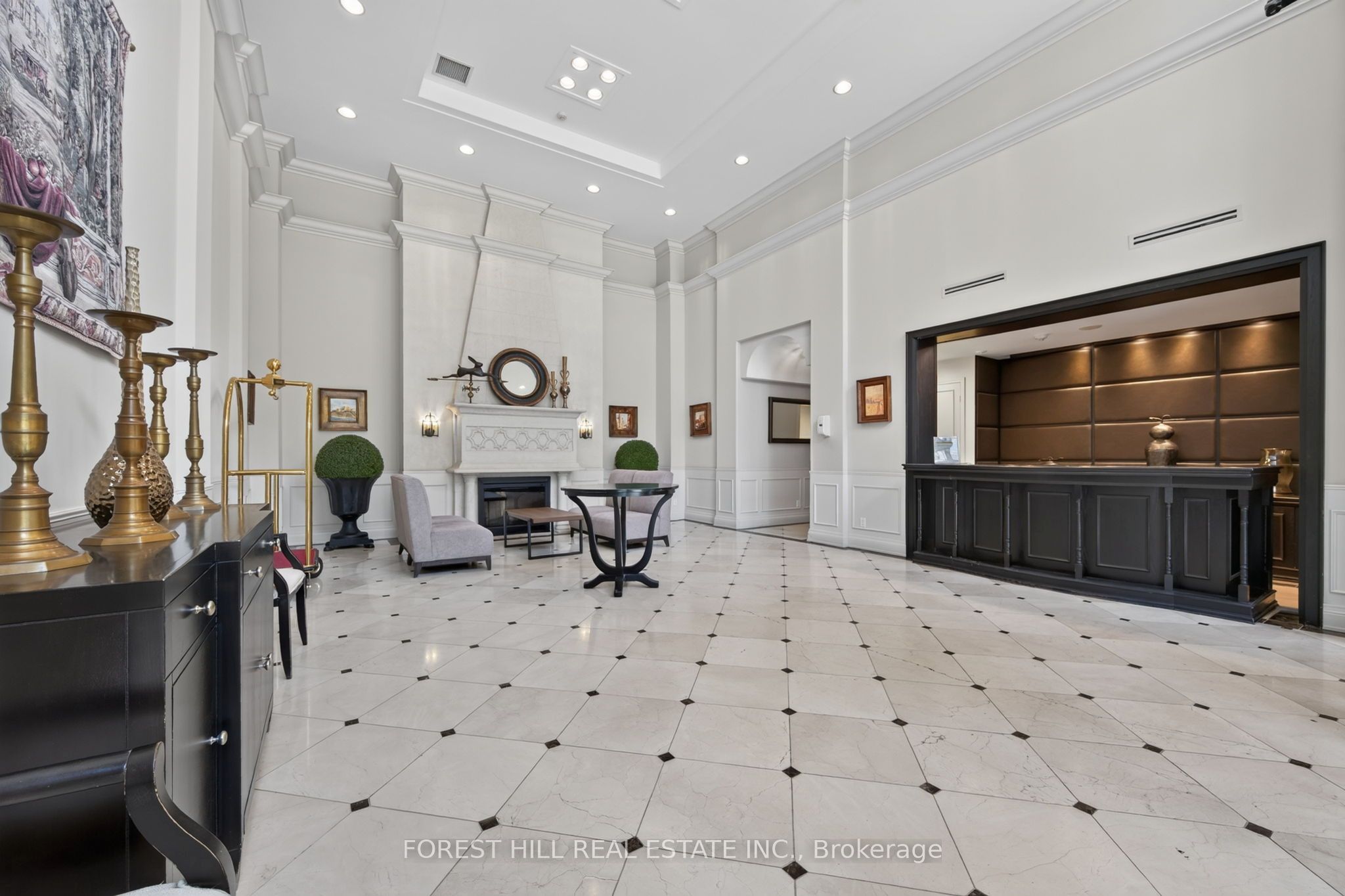 350 Red Maple Road 407, Richmond Hill, ON L4C 0T5 photo 3