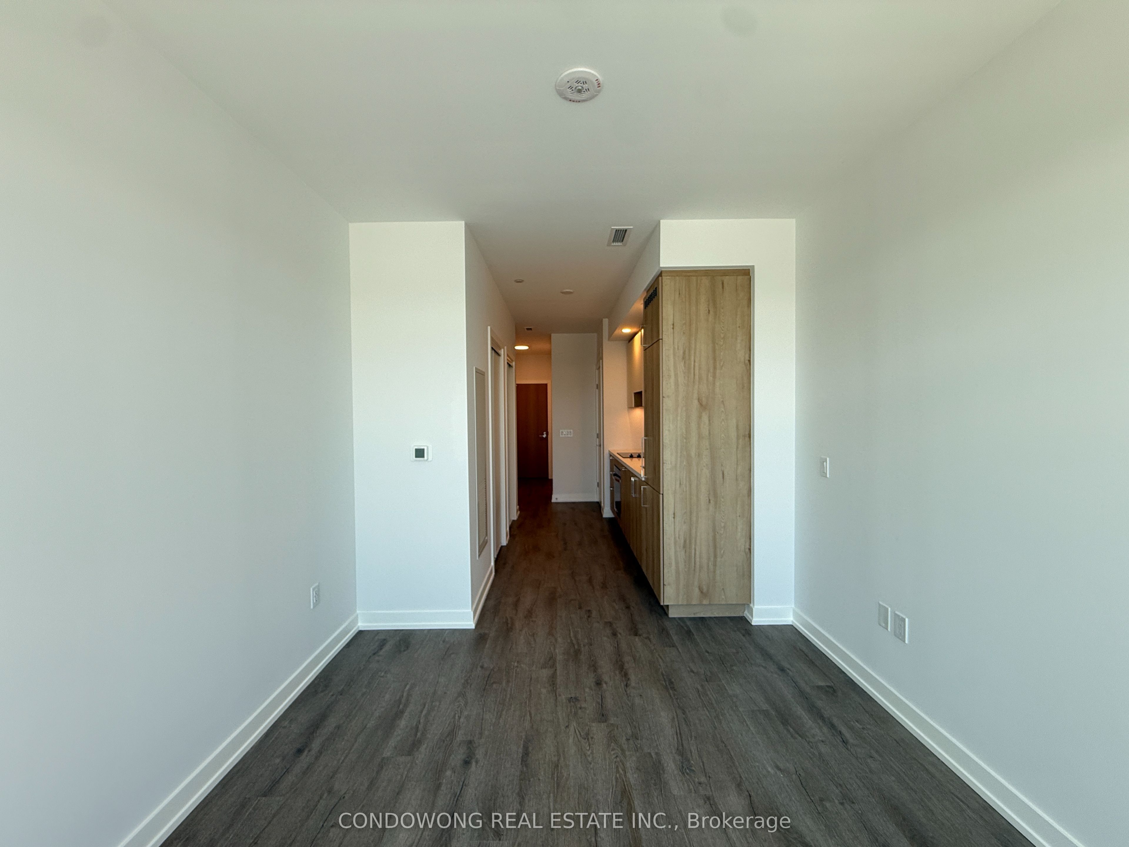 5 Meadowdale Road 305, Vaughan, ON L4K 1W2 photo 3