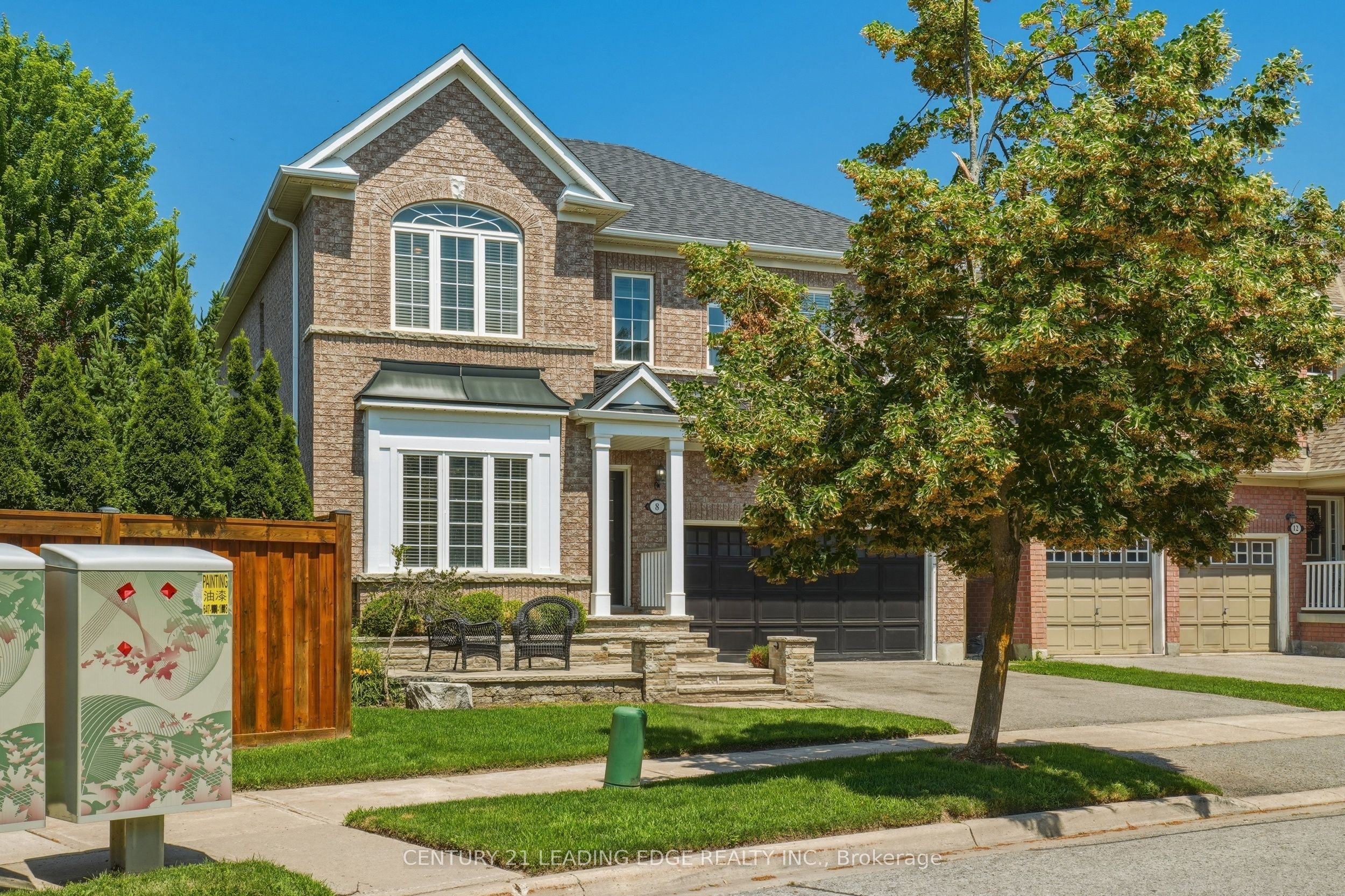 8 Haverhill Terrace, Aurora, ON L4G 7R7 photo 4