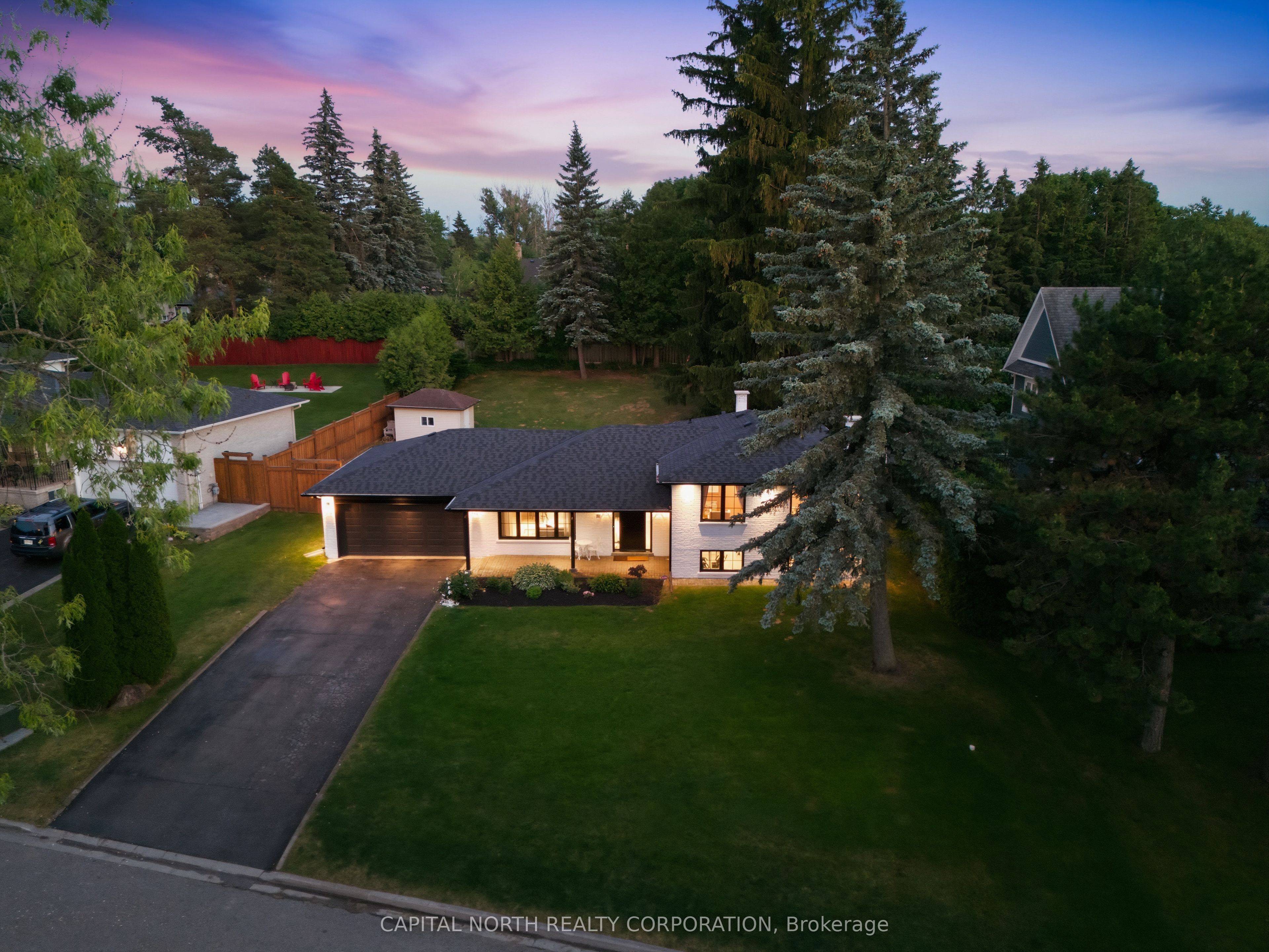 111 Norman Drive, King, ON L7B 1J2 photo 3