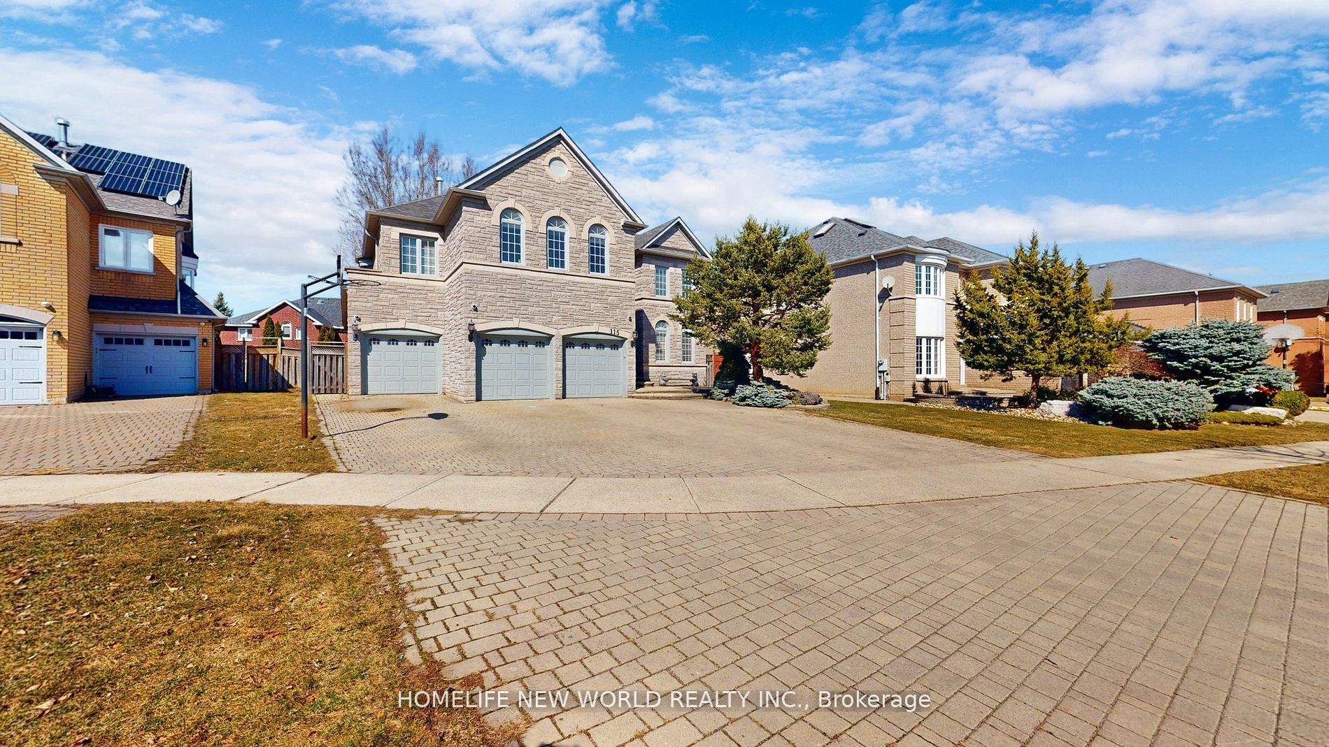 115 Golden Tulip Crescent, Markham, ON L6C 1W4 photo 2