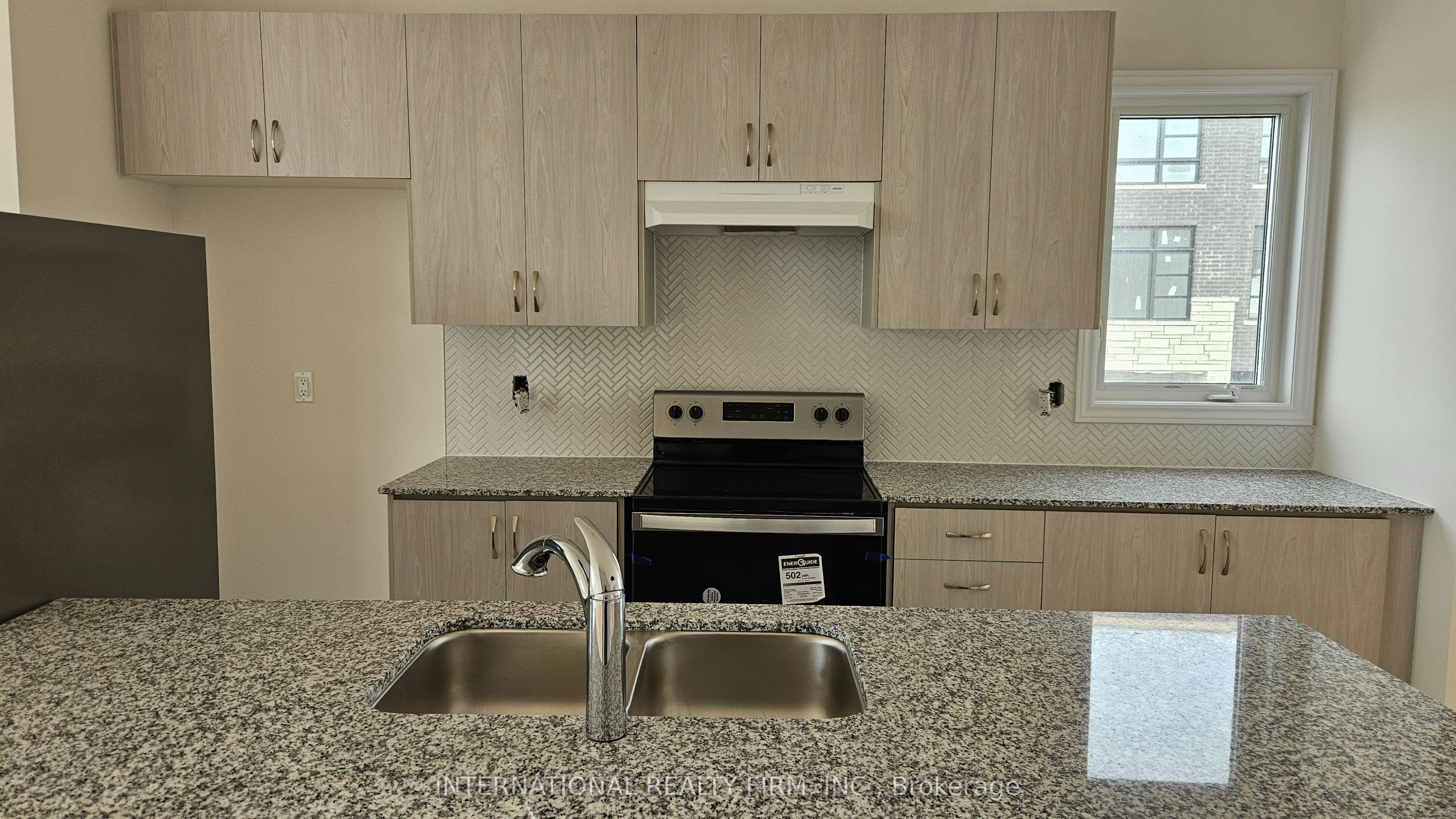 146 Wascana Road, Vaughan, ON L4H 5G9 photo 5