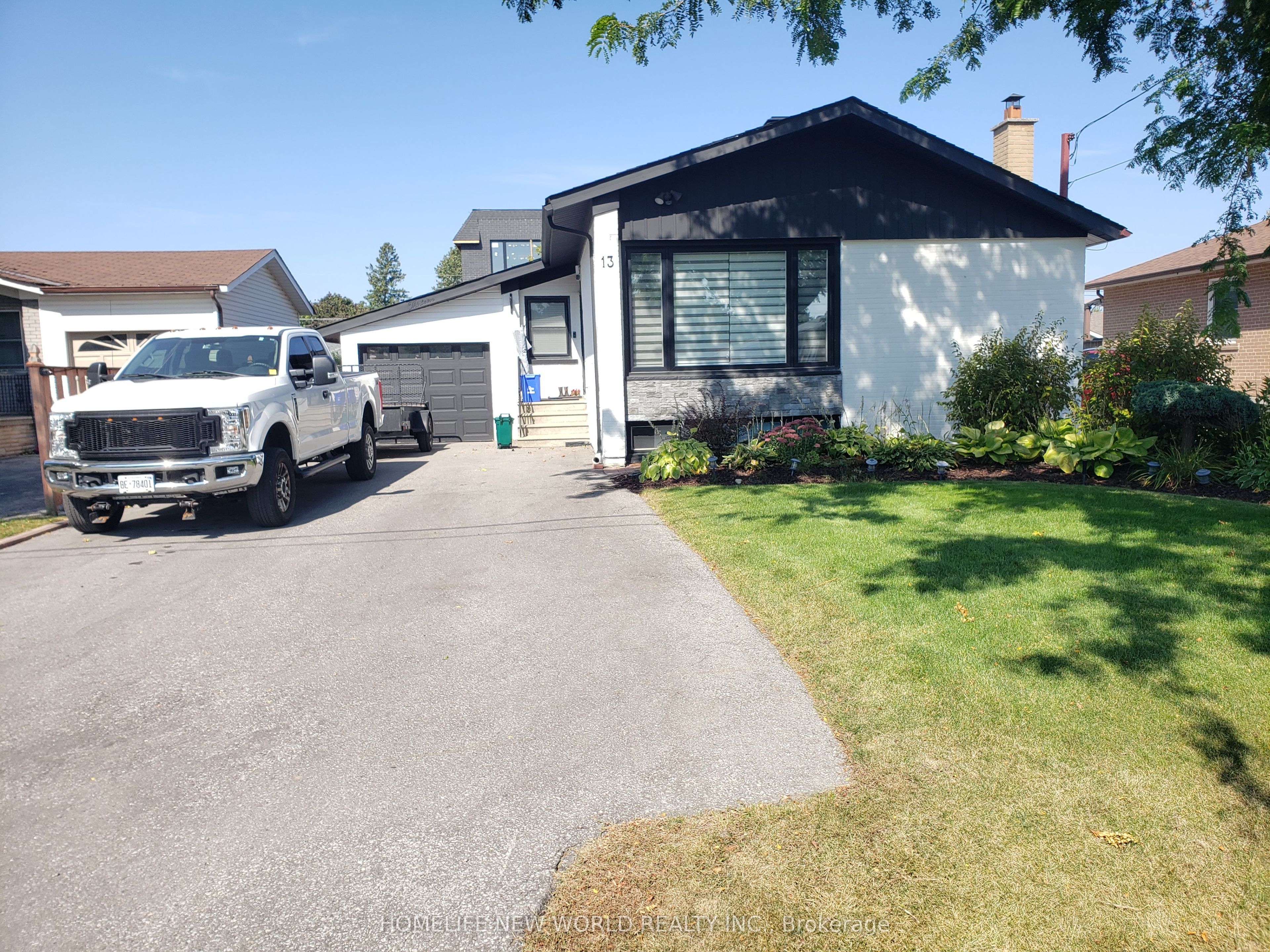 13 Rockport Crescent Main, Richmond Hill, ON L4C 2L5