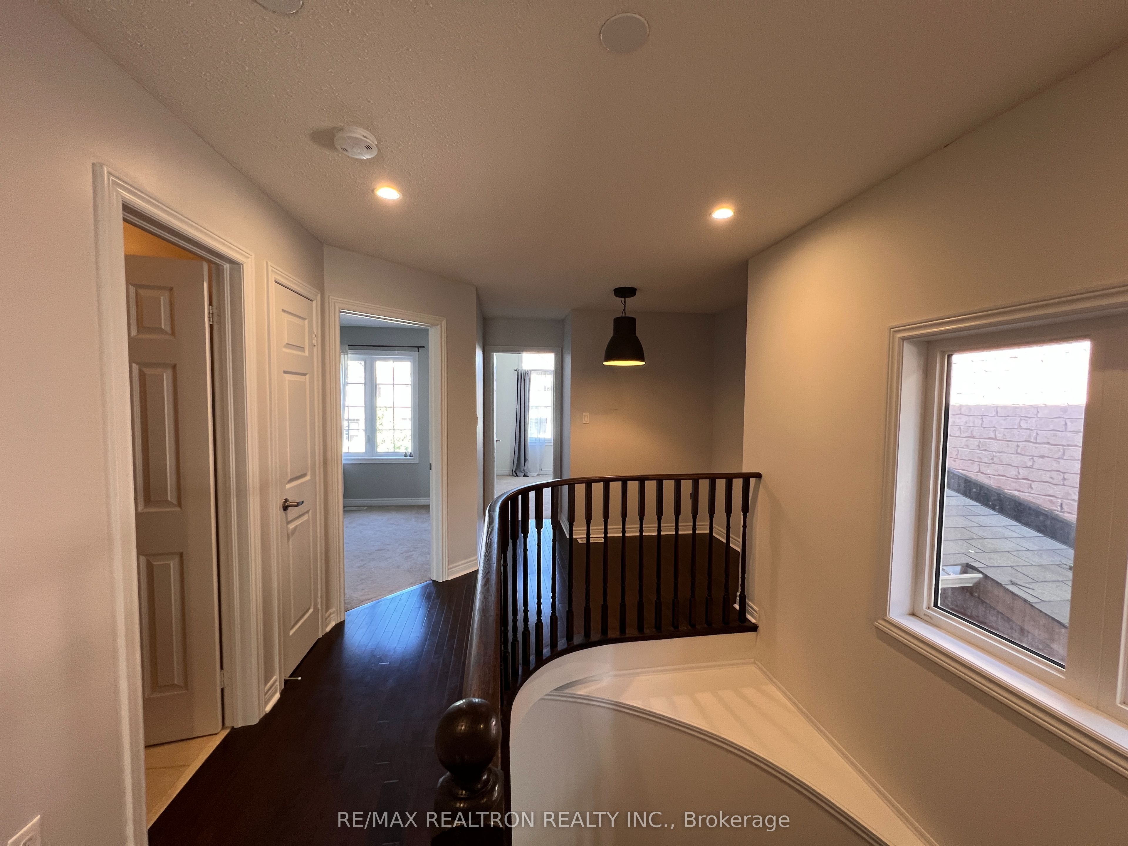 31 Napanee Street, Richmond Hill, ON L4E 0X3 photo 4