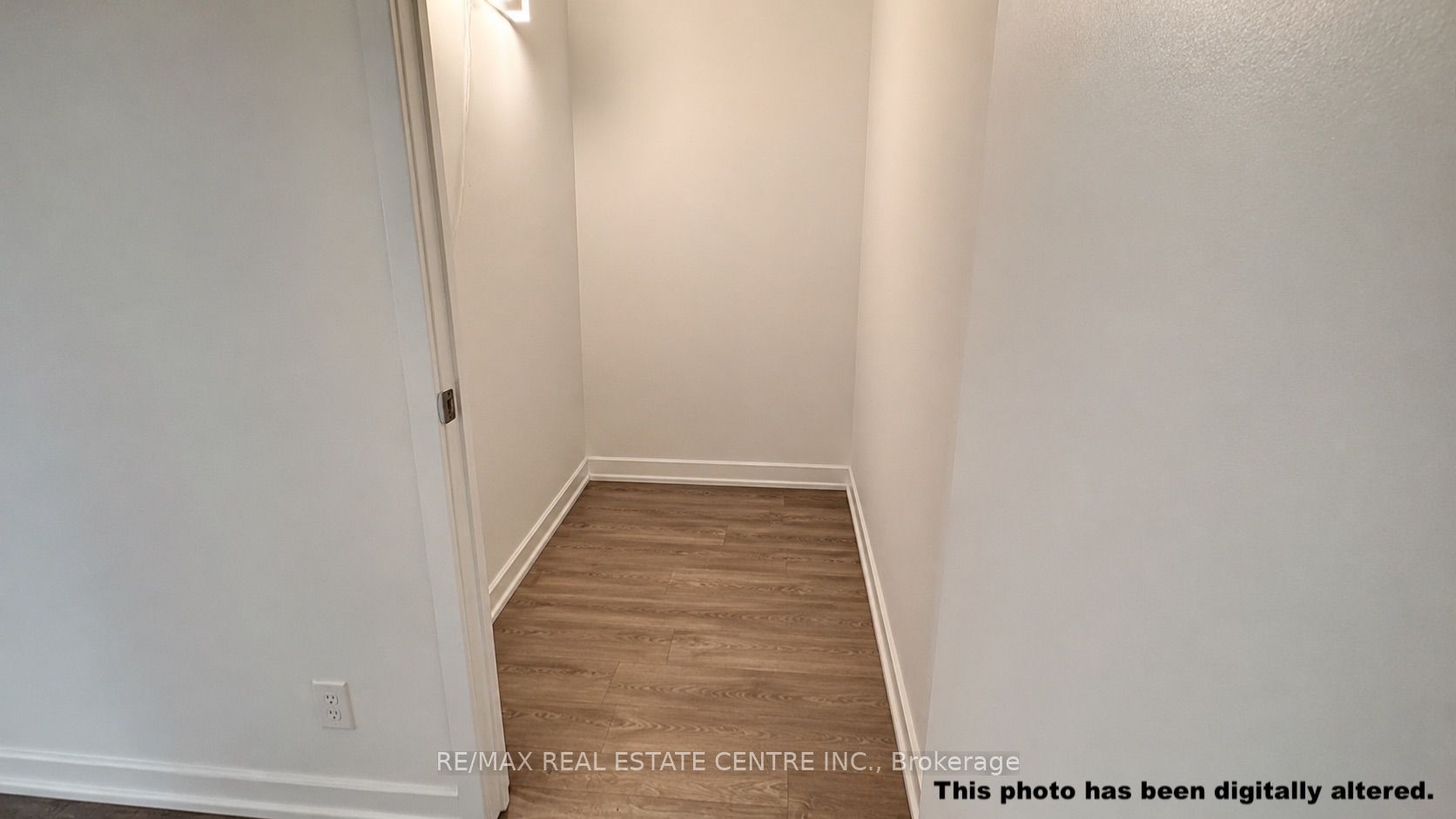 950 Portage Parkway 2601, Vaughan, ON L4K 0J7 photo 4