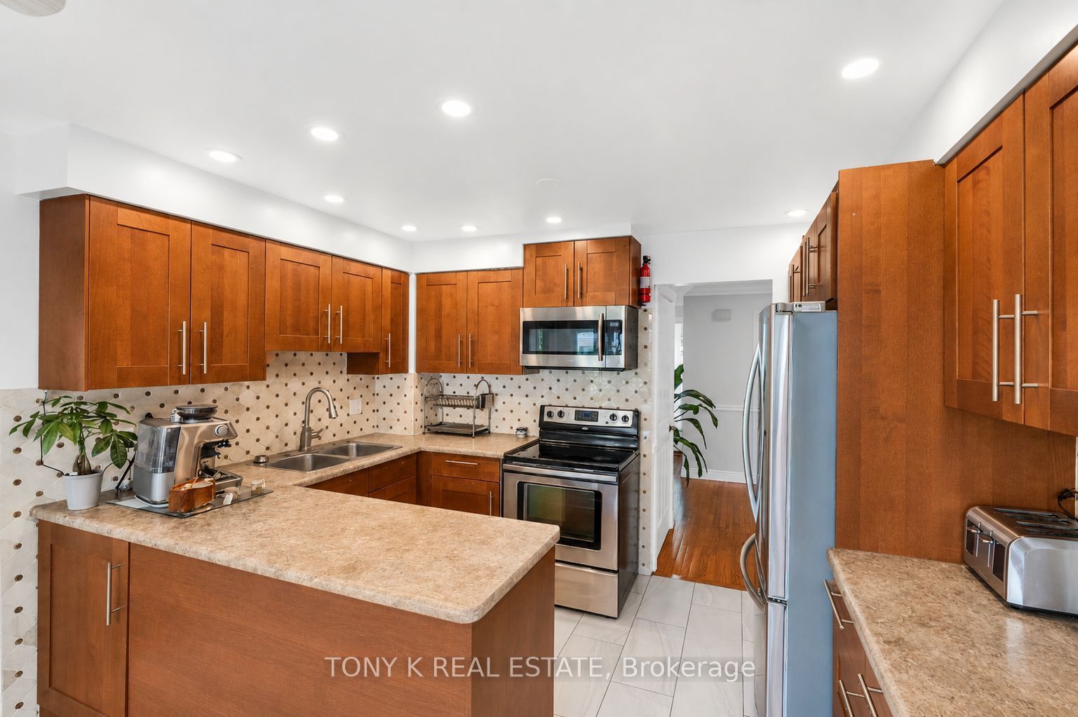 515 London Road, Newmarket, ON L3Y 6E4 photo 5