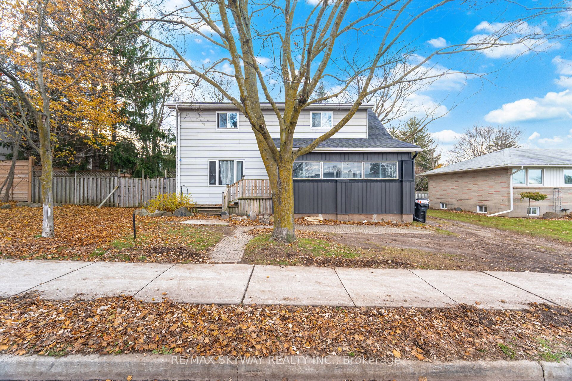 102 Queen Street S, New Tecumseth, ON L0G 1W0 photo 3