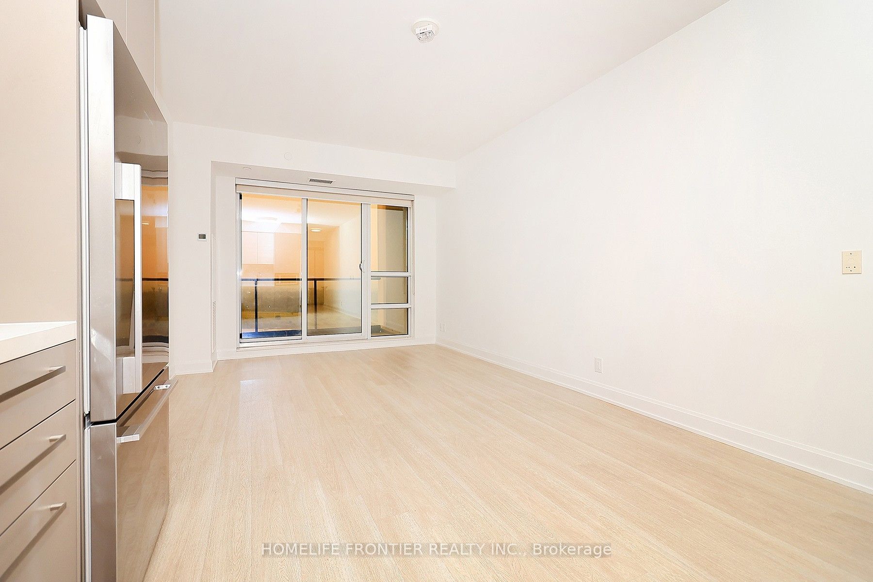 12 Gandhi Lane 1606, Markham, ON L3T 0G8 photo 5