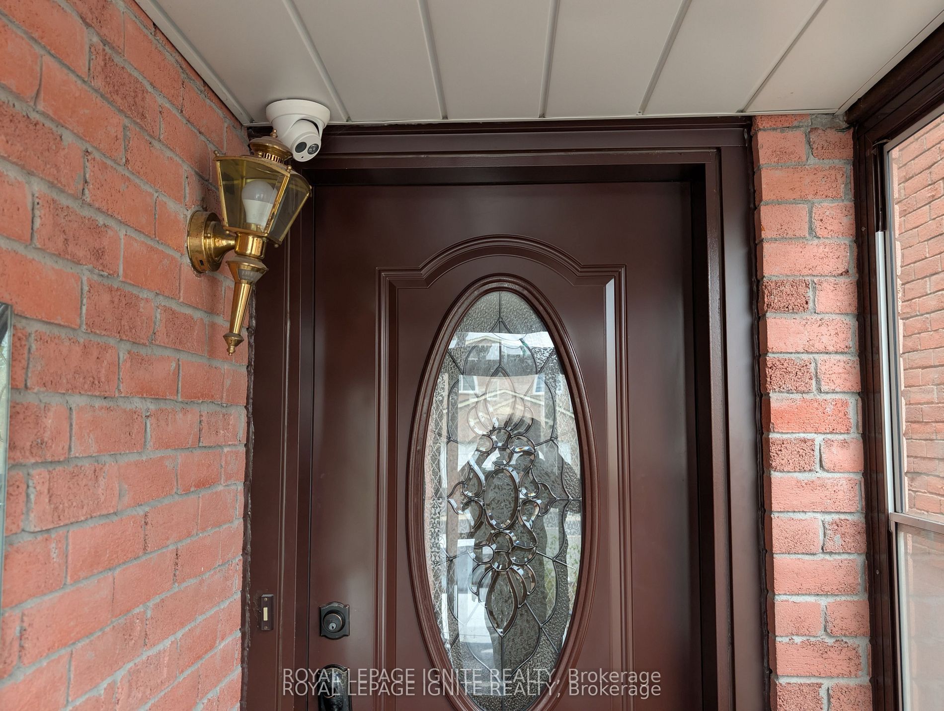98 Chloe Crescent, Markham, ON L3S 2H7 photo 2