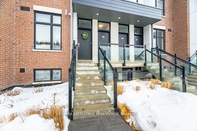 9560 Islington Avenue S 214, Vaughan, ON L4H 5E8 photo 3