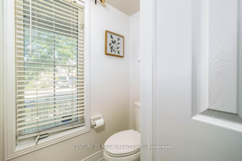 43 Waterton Crescent, Richmond Hill, ON L4B 4L2 photo 5