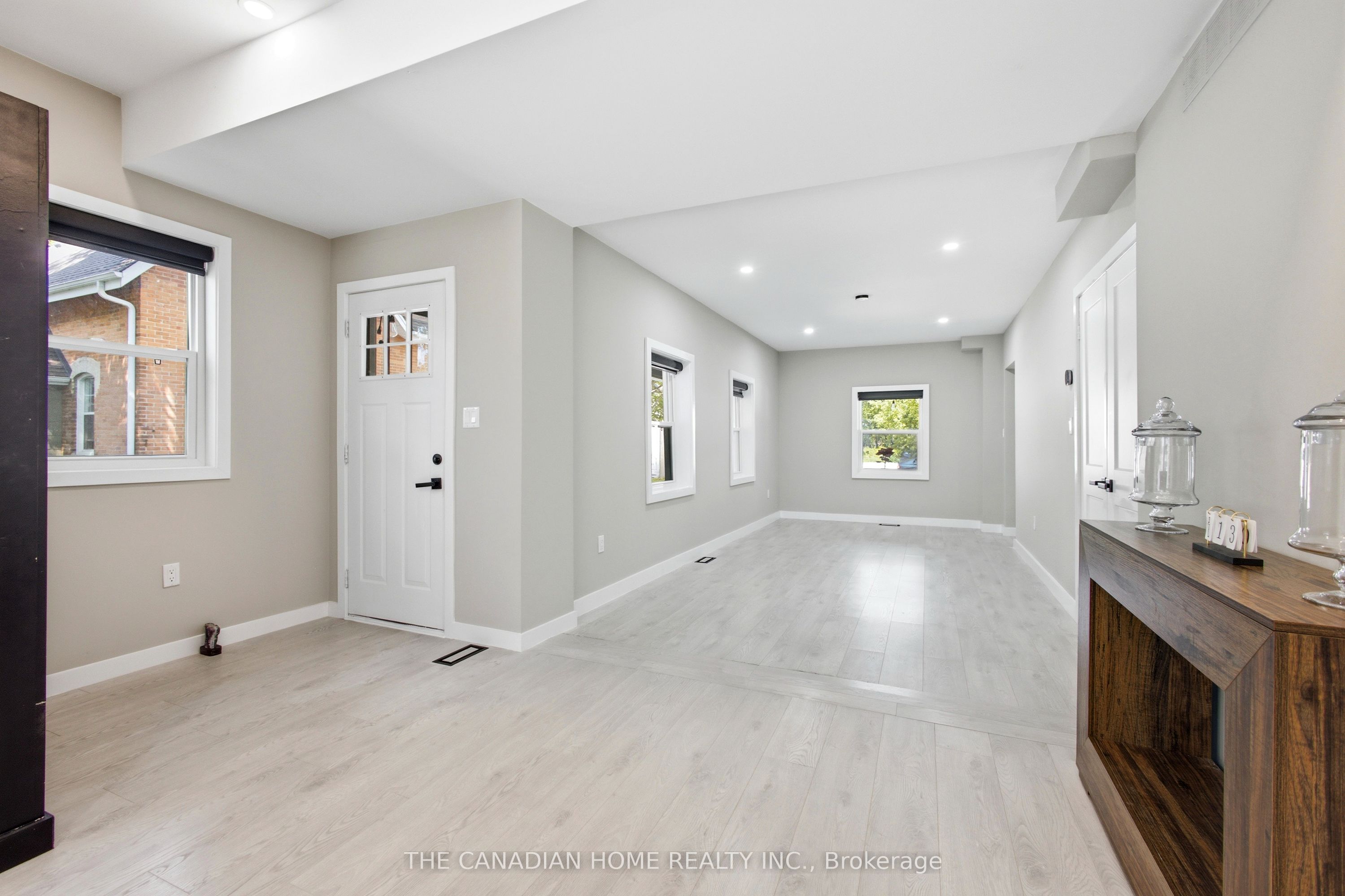 179 Church Street, Georgina, ON L4P 1J4 photo 4