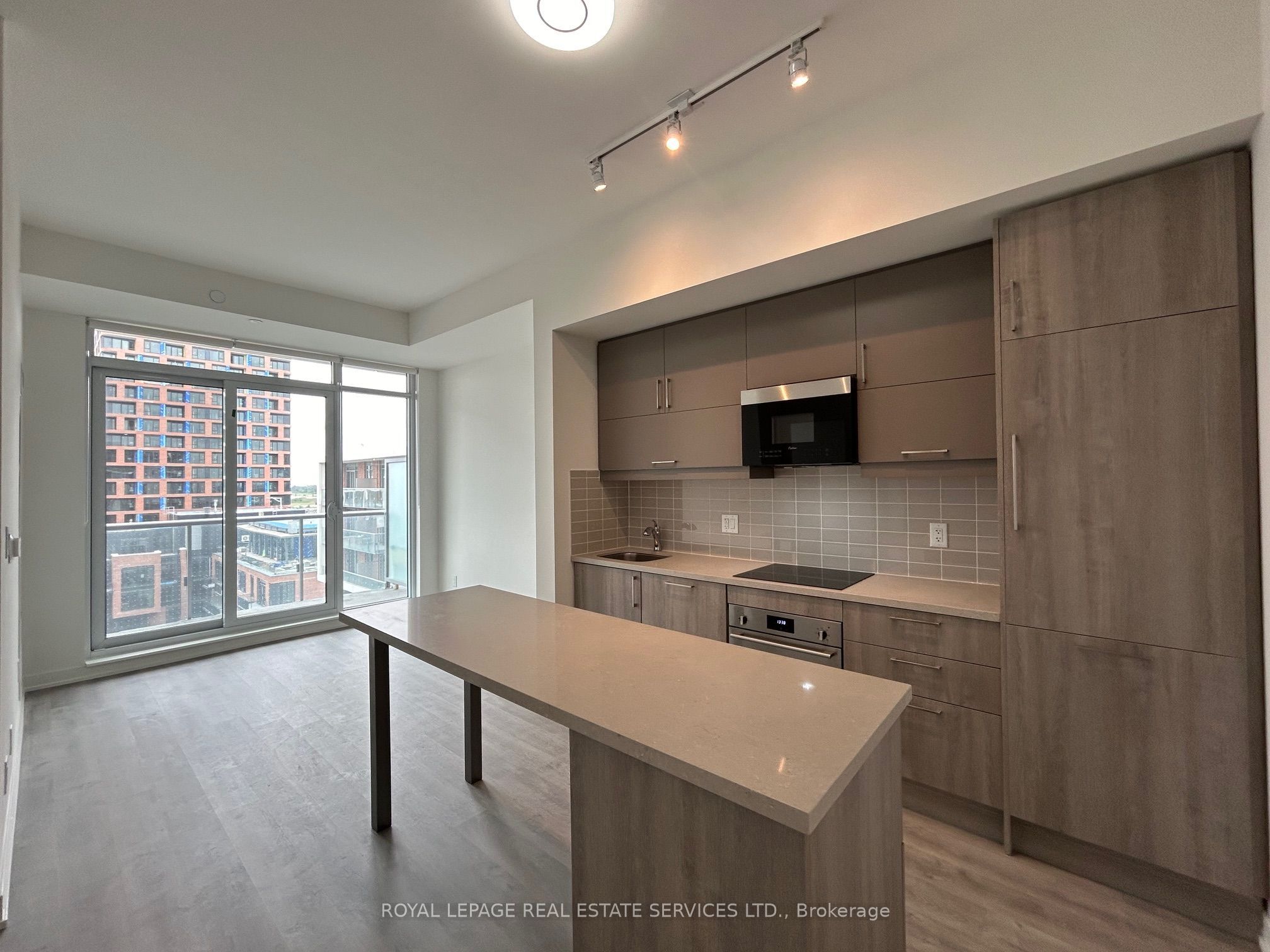 8119 Birchmount Road 1402, Markham, ON L6G 0H5