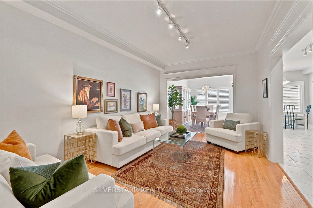 255 Shaftsbury Avenue 23, Richmond Hill, ON L4C 0L9 photo 2