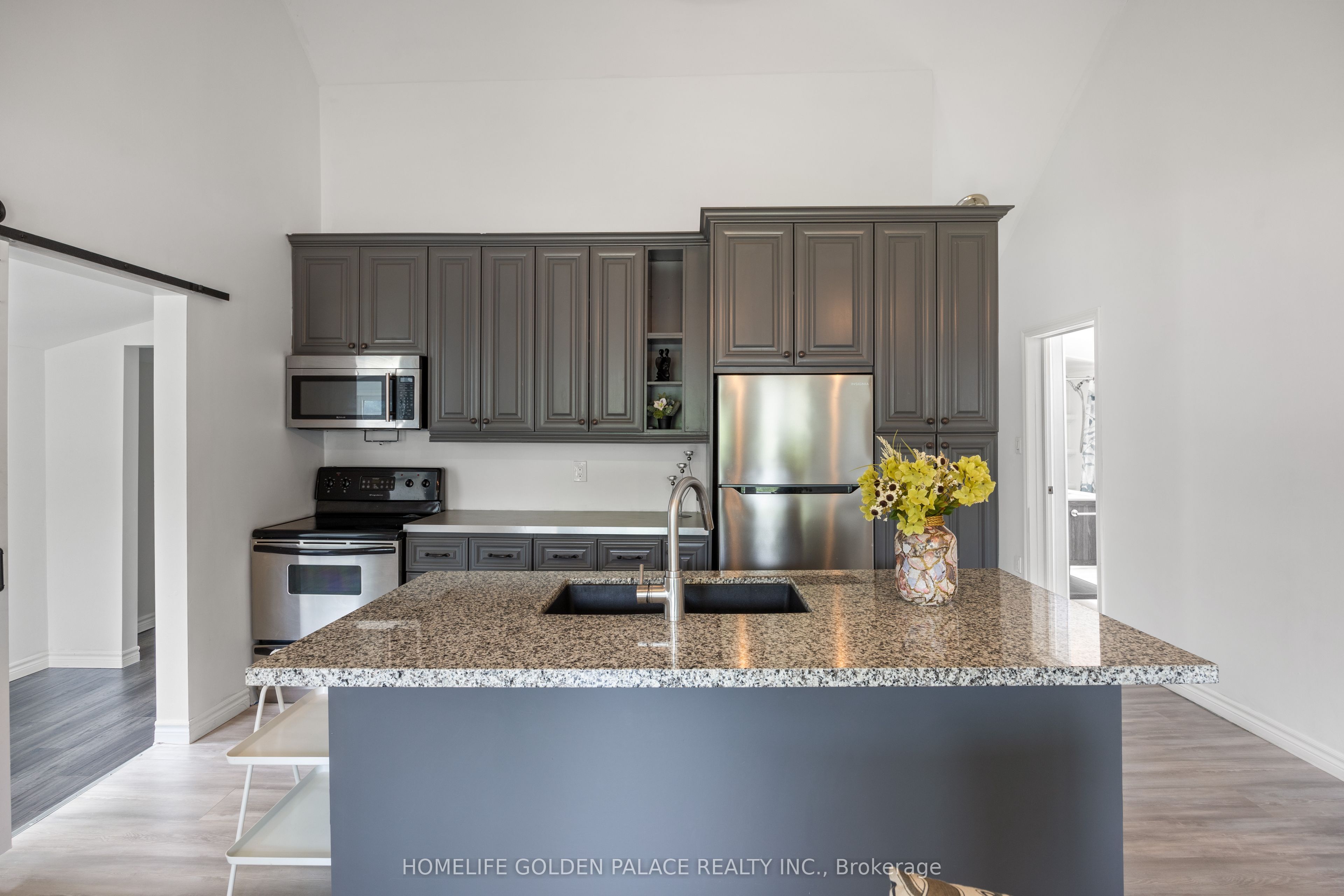 194 Beach Road, Georgina, ON L4P 2L9 photo 4