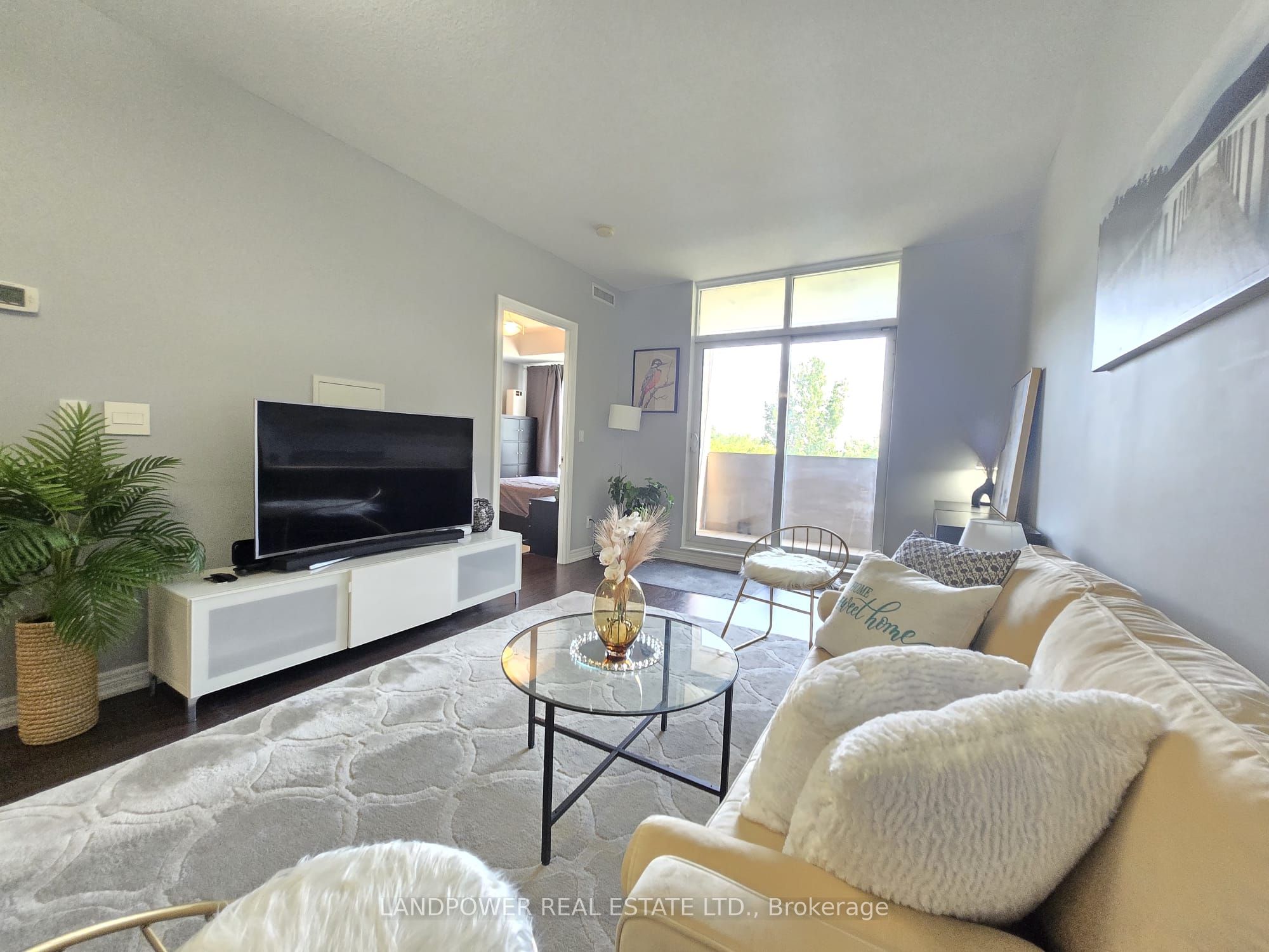 9245 Jane Street 208, Vaughan, ON L6A 0J9 photo 2