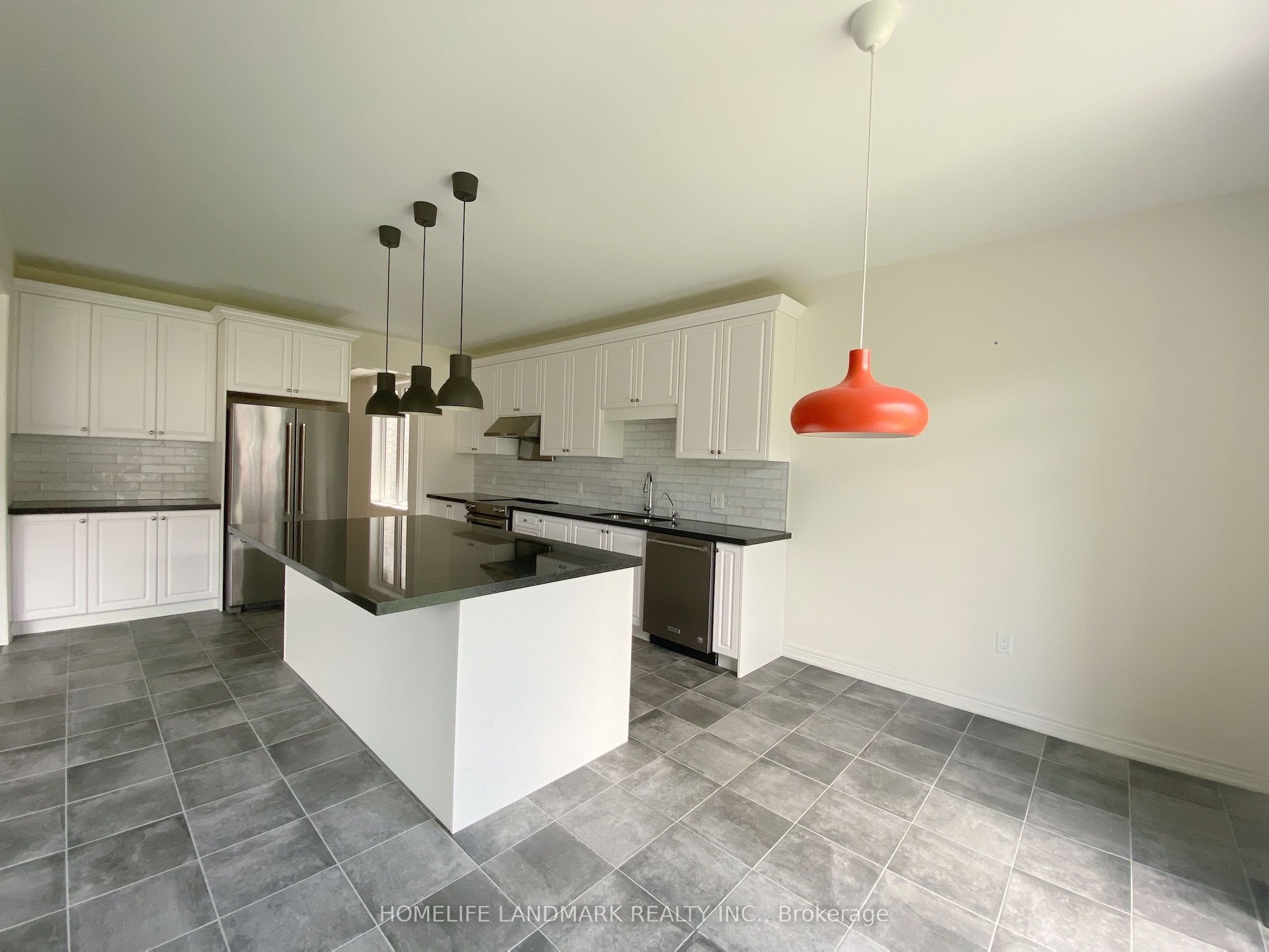 18 Goldeneye Drive, East Gwillimbury, ON L9N 0S6 photo 4