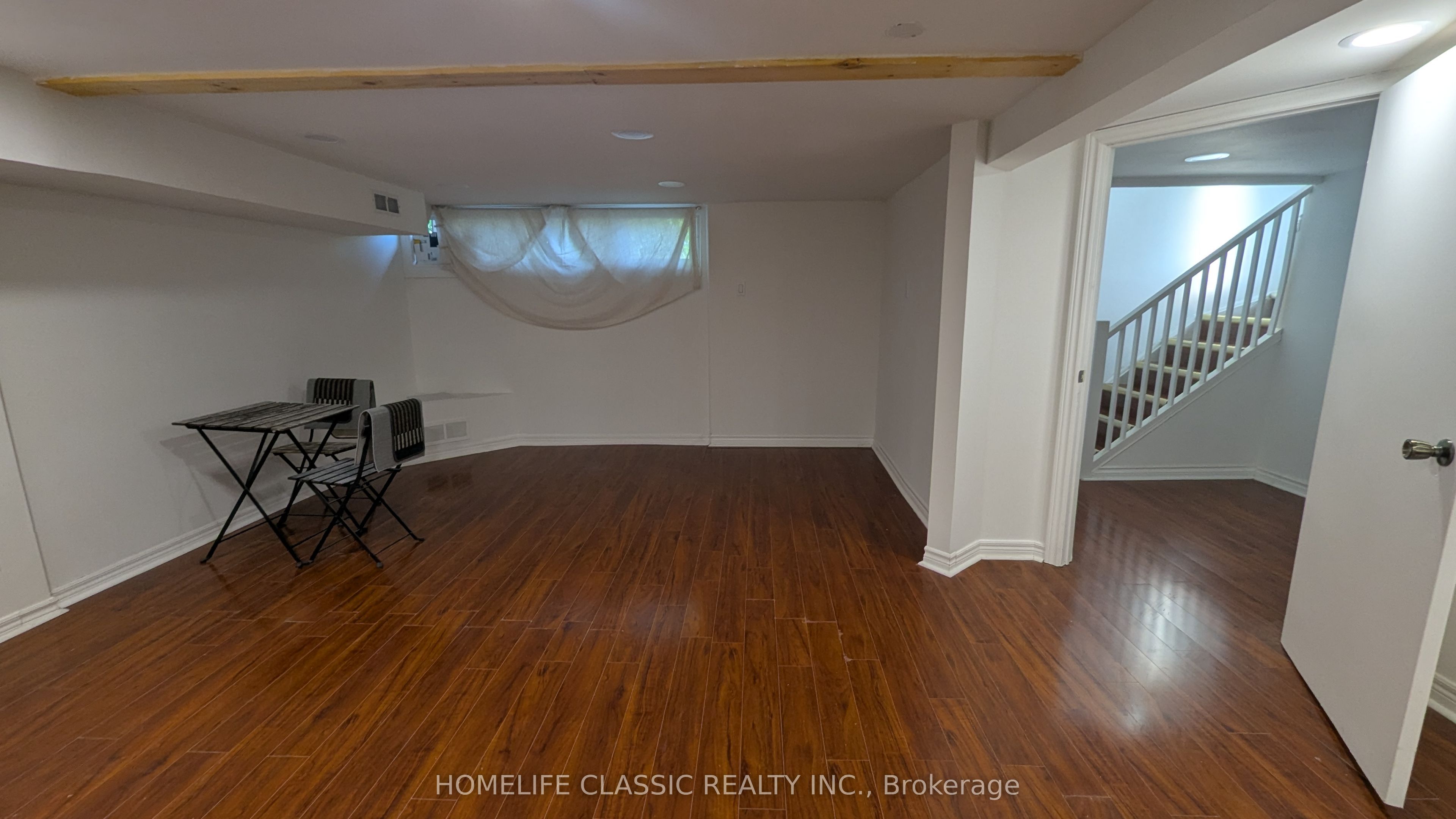 230 Alsace Road, Richmond Hill, ON L4C 2W8 photo 2