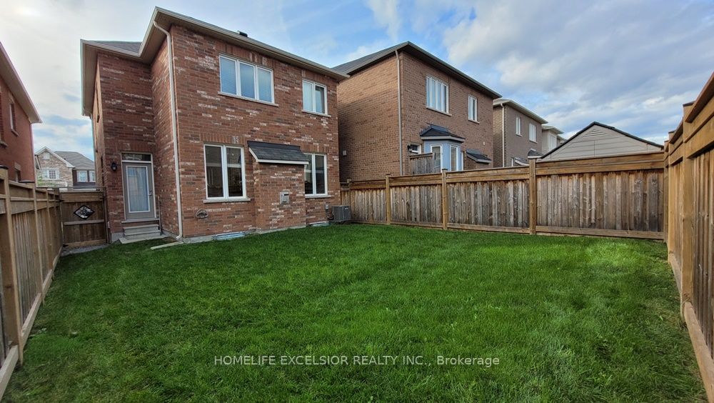 130 Major Crescent, Aurora, ON L4G 0X5 photo 2