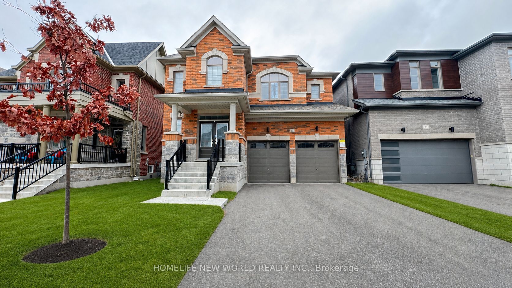 33 Marlene Johnston Drive, East Gwillimbury, ON L9N 0W7 photo 2