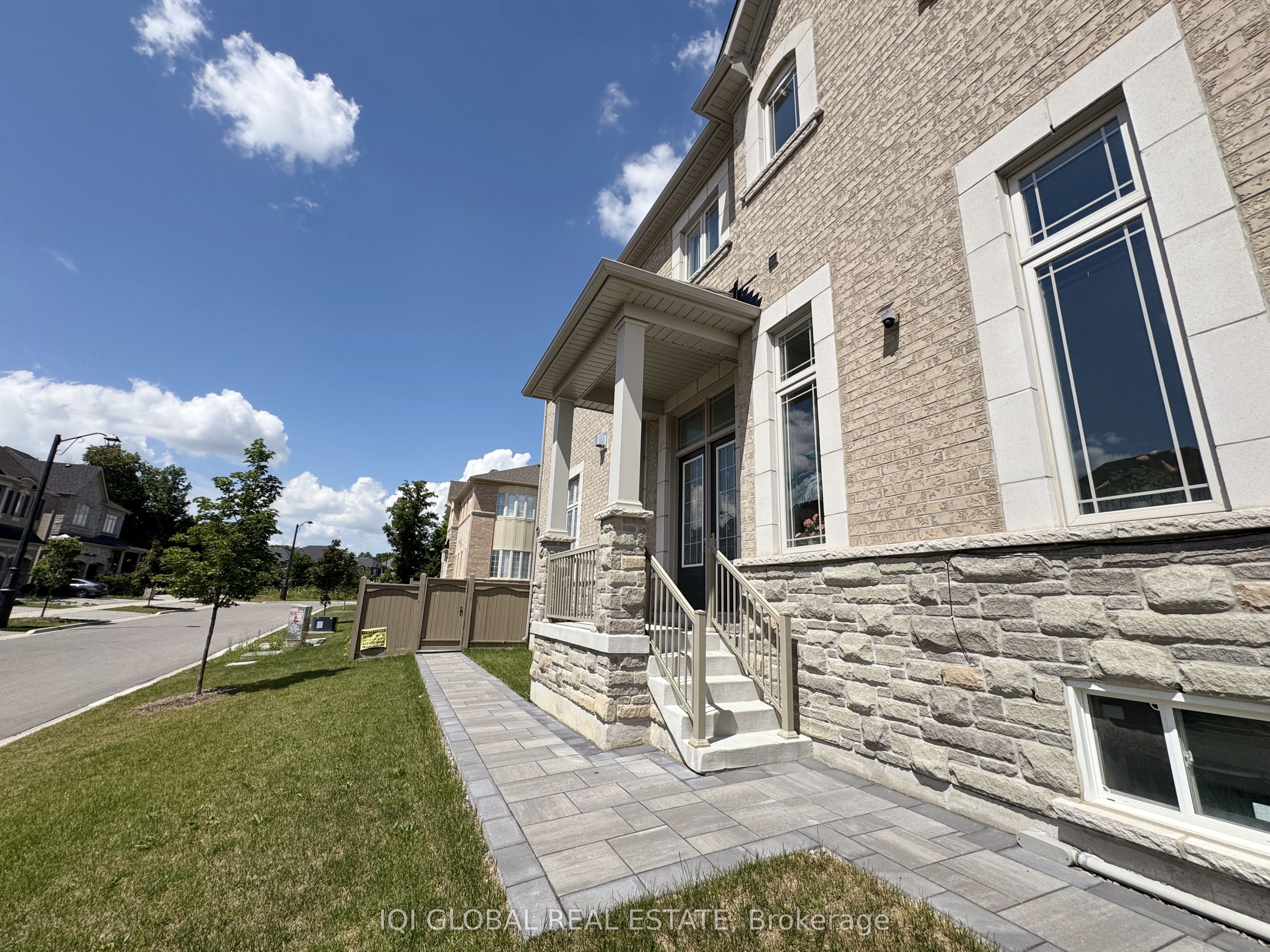 82 Madoc Place Basement, Vaughan, ON L4H 3W3 photo 3