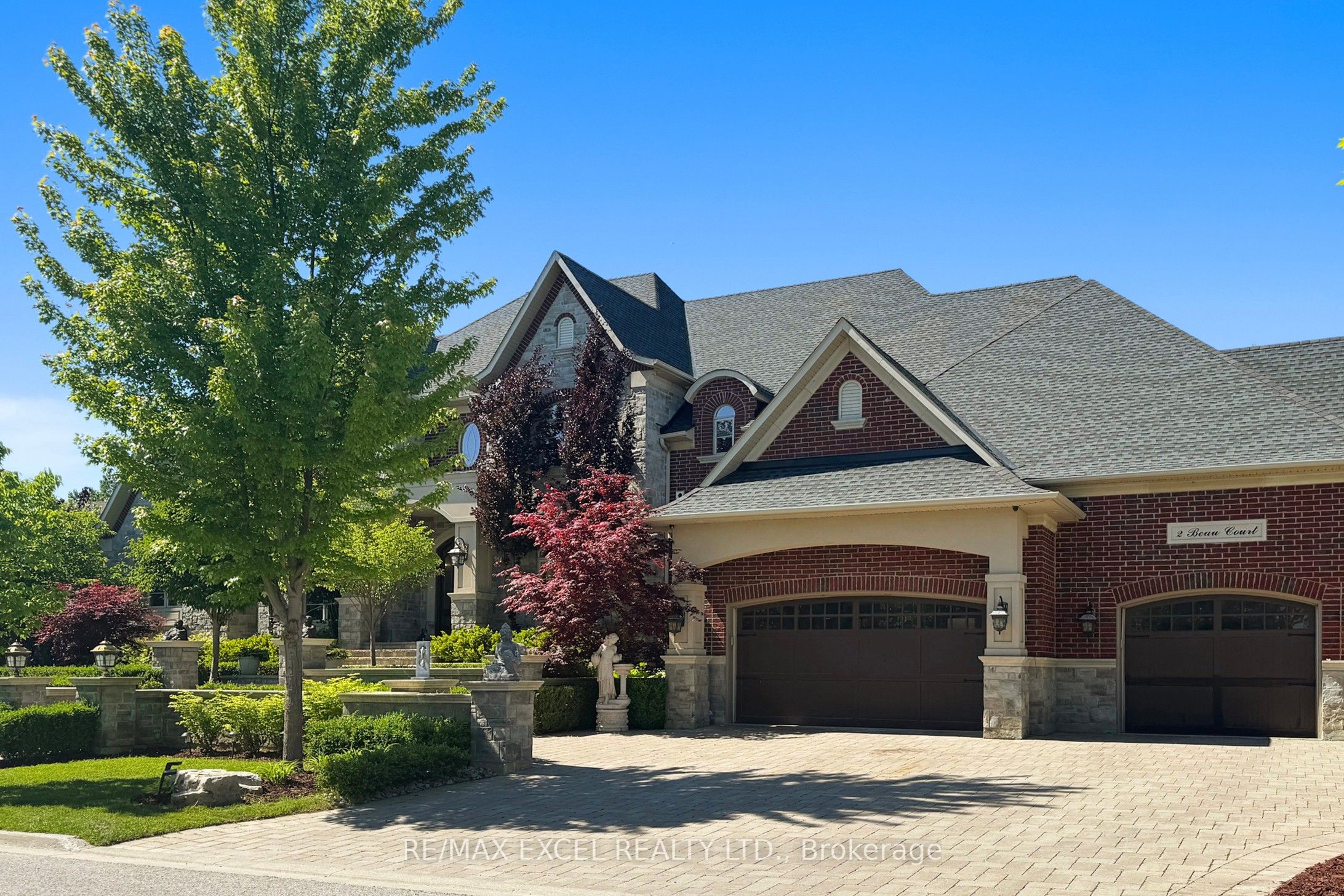 2 Beau Court, Aurora, ON L4G 0H4 photo 2