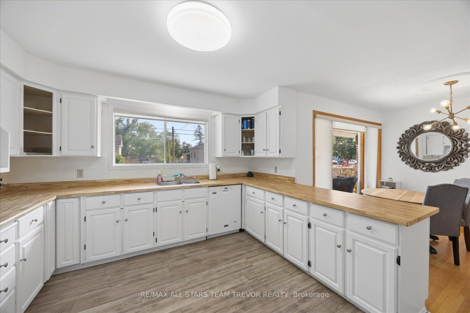280 Bay Street, Brock, ON L0K 1A0 photo 3