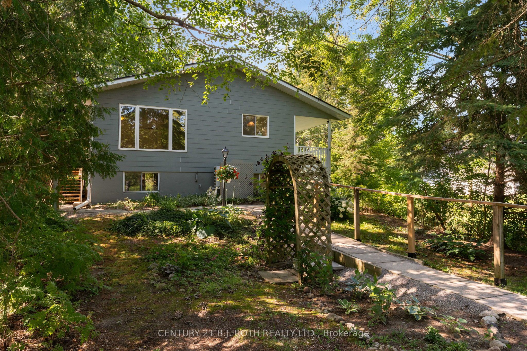 957 7th Line, Innisfil, ON L9S 4G2 photo 3