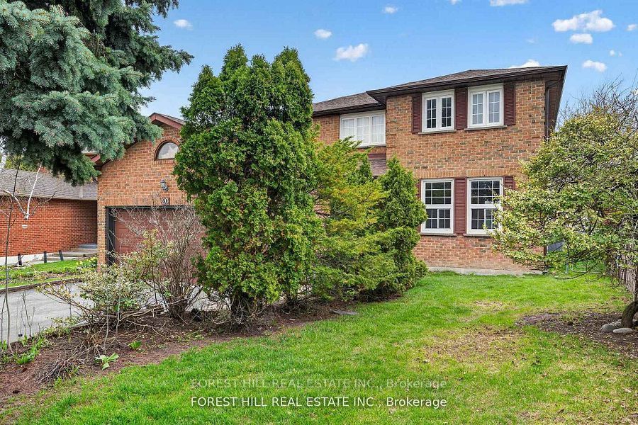 20 Elston Court, Richmond Hill, ON L4C 8A5 photo 2