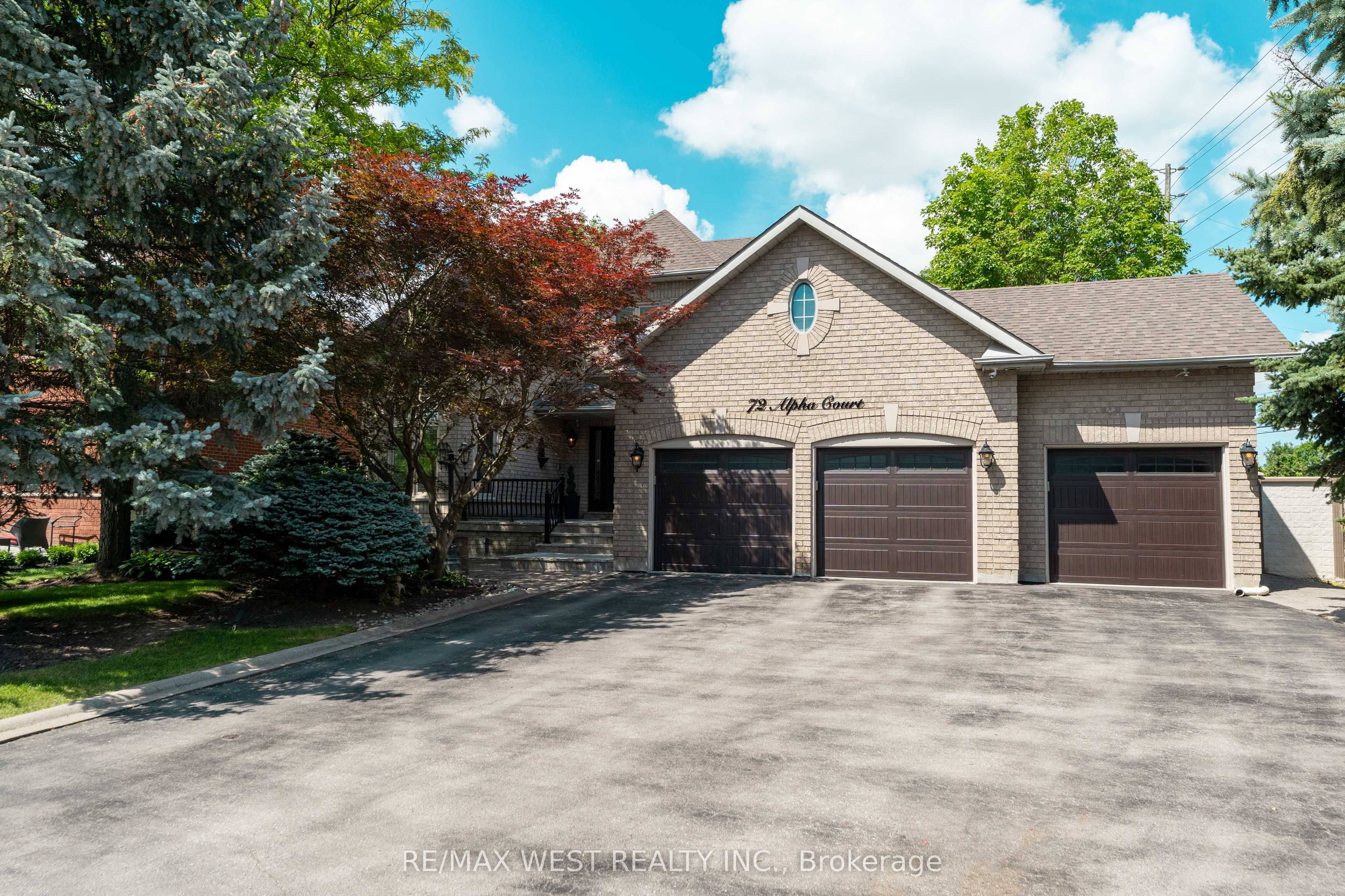 72 Alpha Court, Vaughan, ON L4L 8Y2