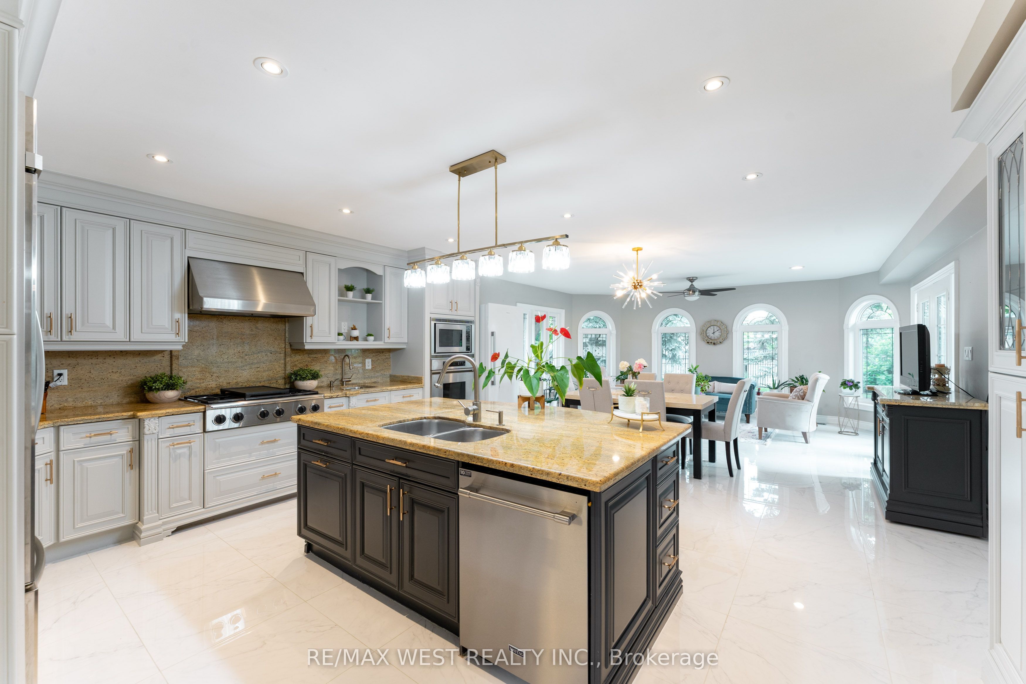 72 Alpha Court, Vaughan, ON L4L 8Y2 photo 4