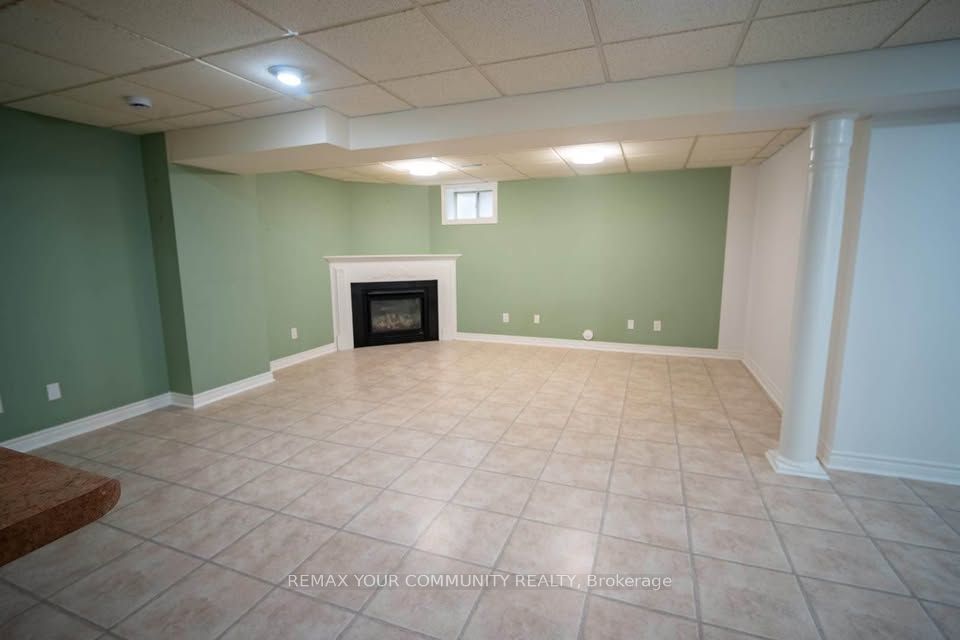 1069 Corrie Street, Innisfil, ON L9S 1T7 photo 4
