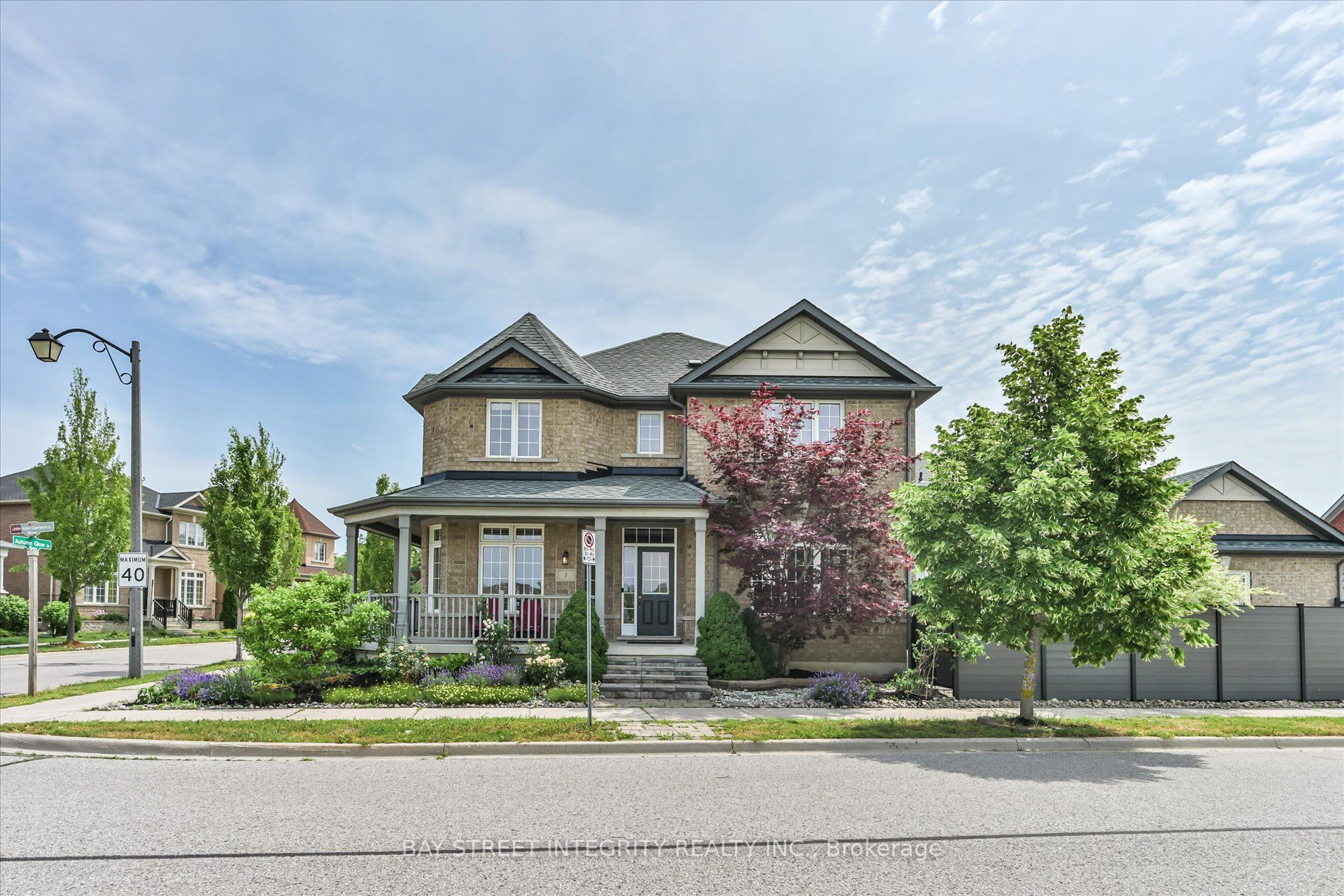 1 Autumn Glow Drive, Markham, ON L6B 0P4 photo 2