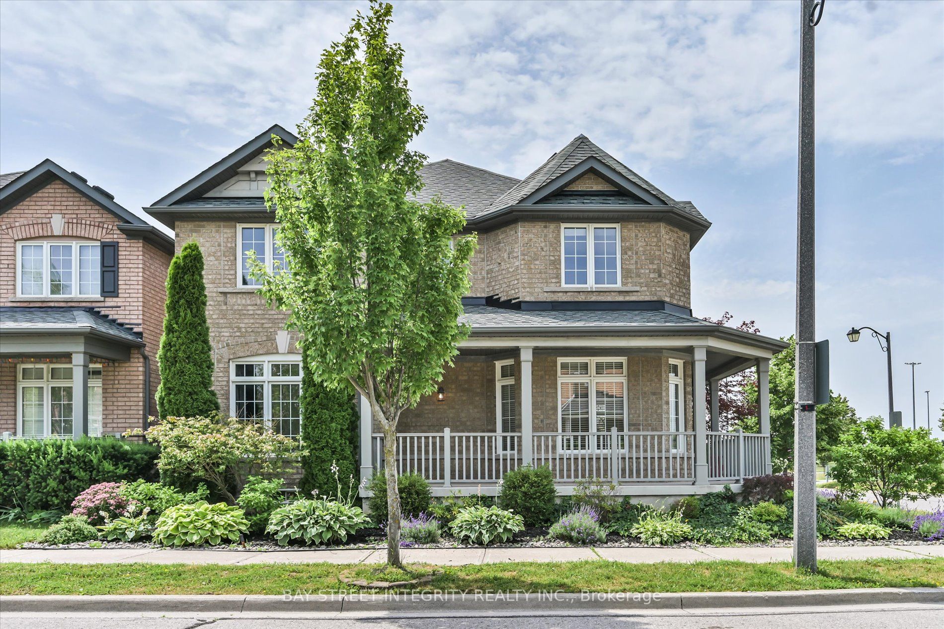 1 Autumn Glow Drive, Markham, ON L6B 0P4 photo 3