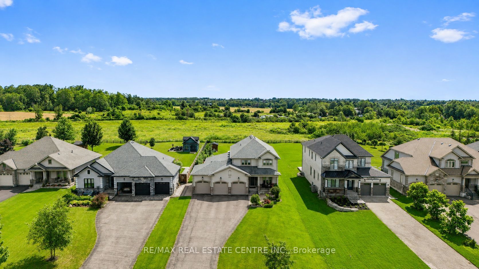 303 Sunnybrae Avenue, Innisfil, ON L9S 1E5 photo 4