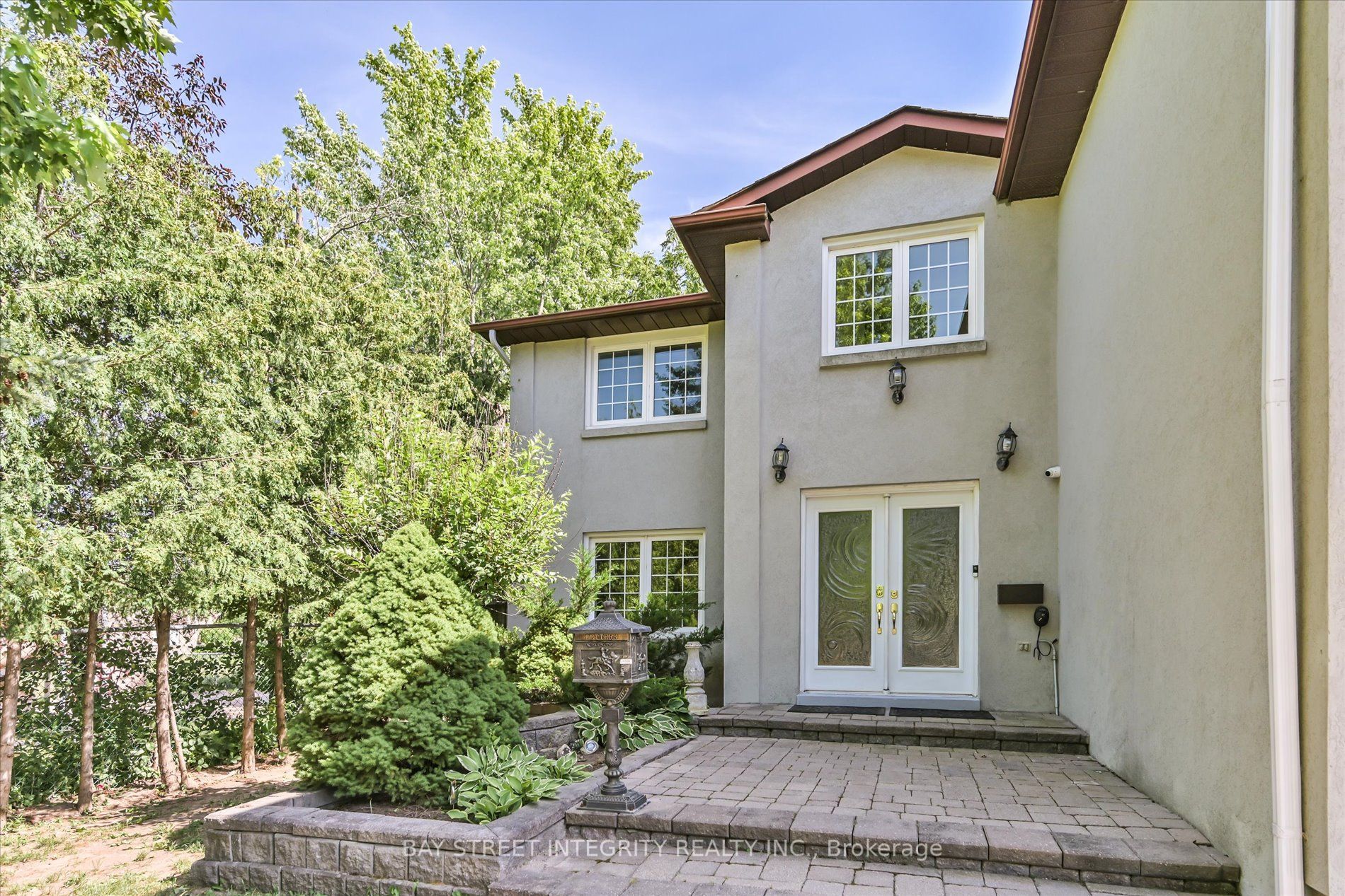 151 Old Surrey Lane, Richmond Hill, ON L4C 6R9 photo 5