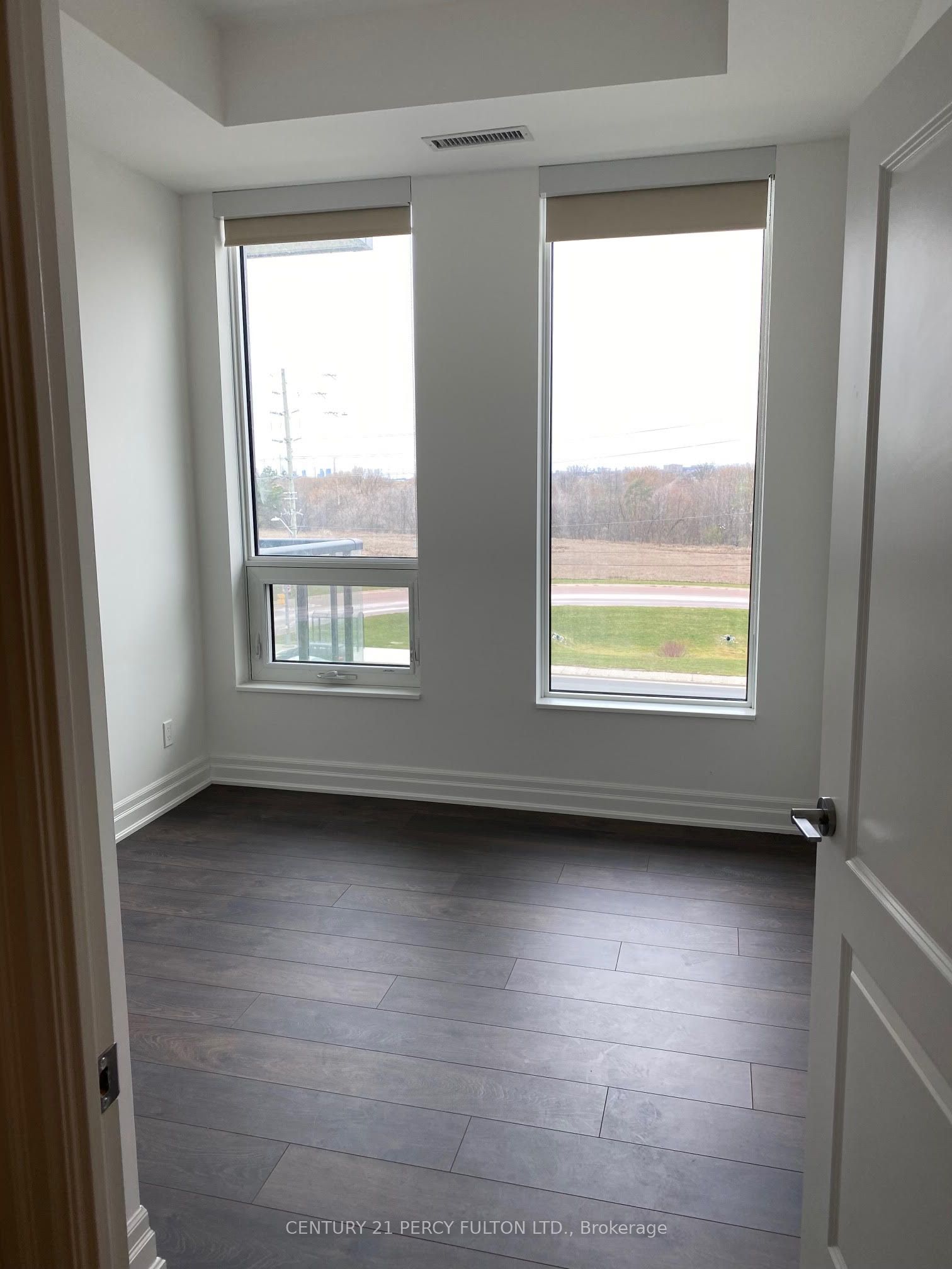 10 Rouge Valley Drive W 410, Markham, ON L6G 0G9 photo 5