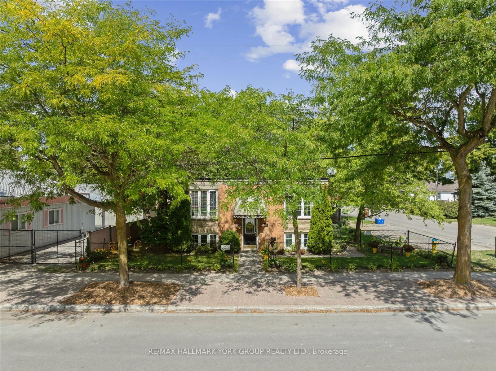 948 Lake Drive E, Georgina, ON L0E 1L0 photo 4