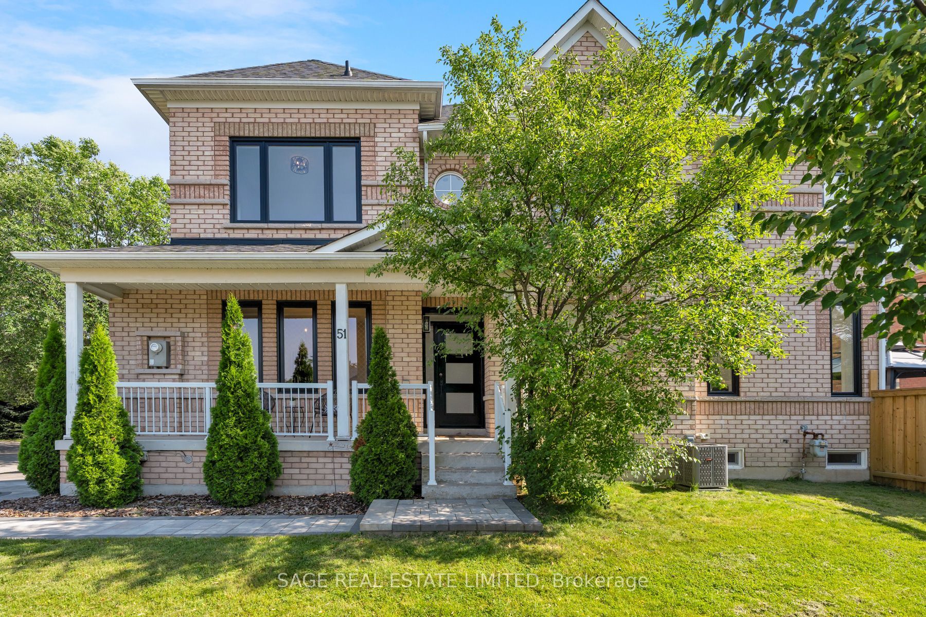 51 Pedersen Drive, Aurora, ON L4G 7R2 photo 5