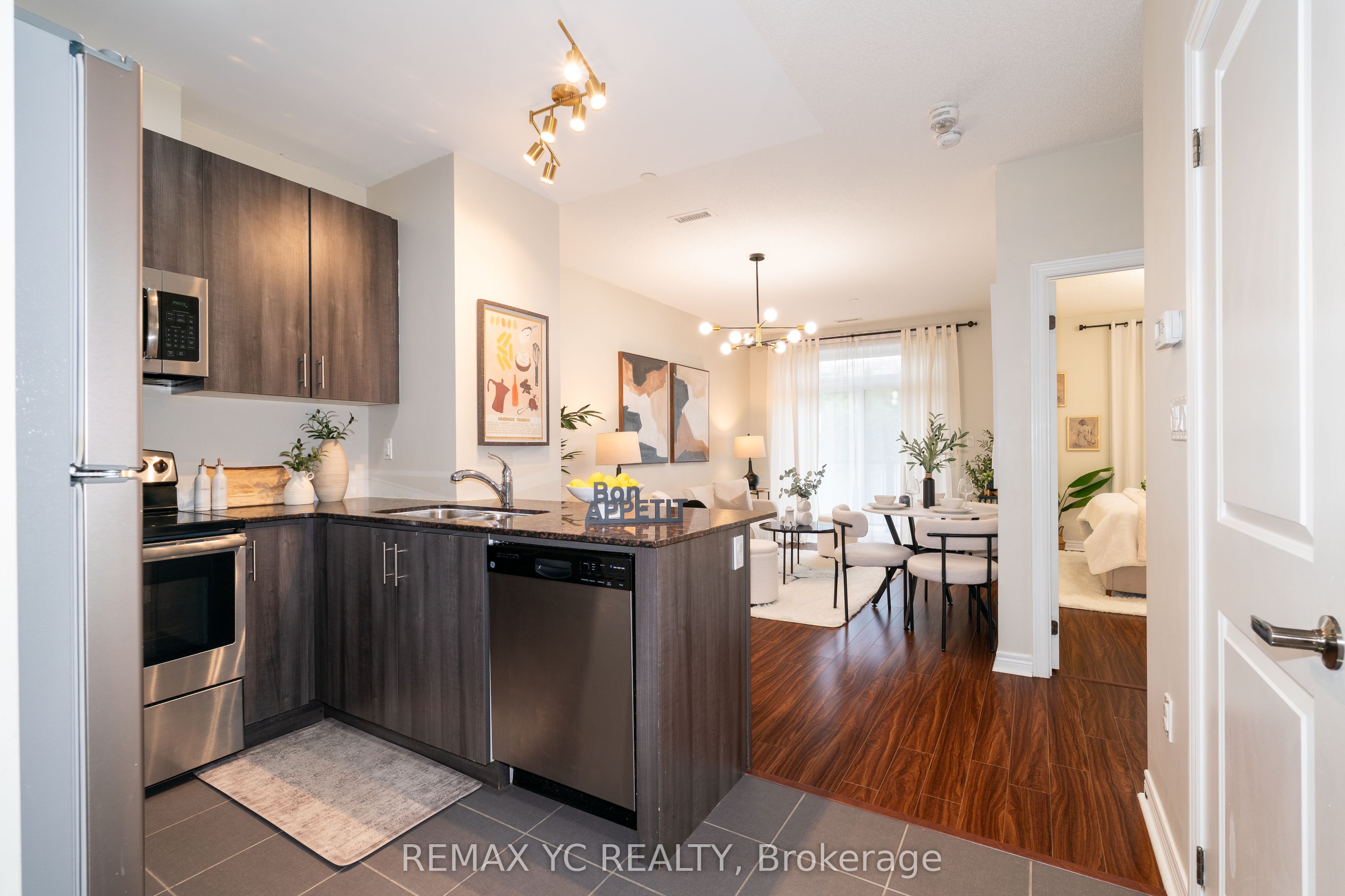 7768 Kennedy Road 102, Markham, ON L3R 5K1 photo 4